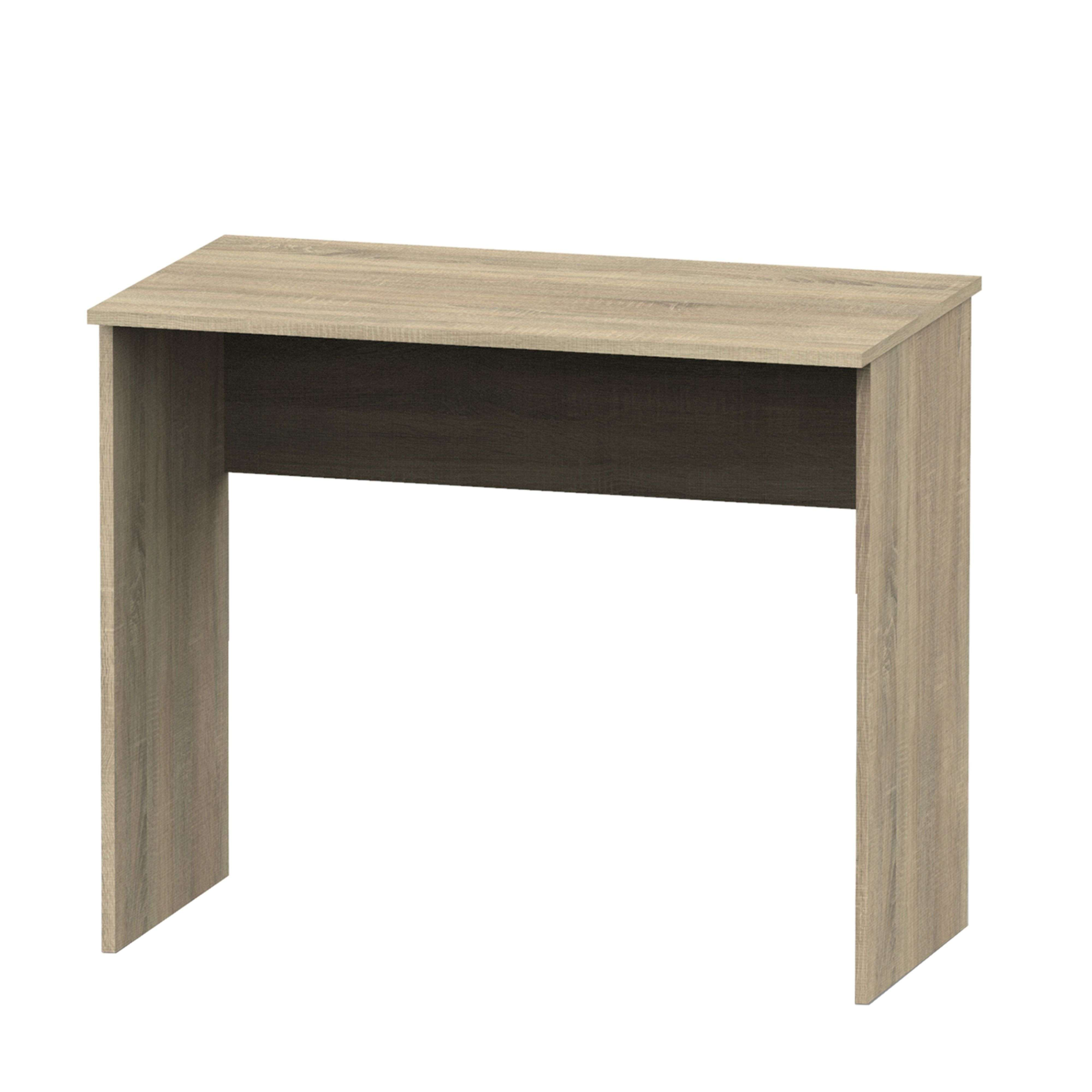 Un escritorio rectangular simple de imitación madera clara.