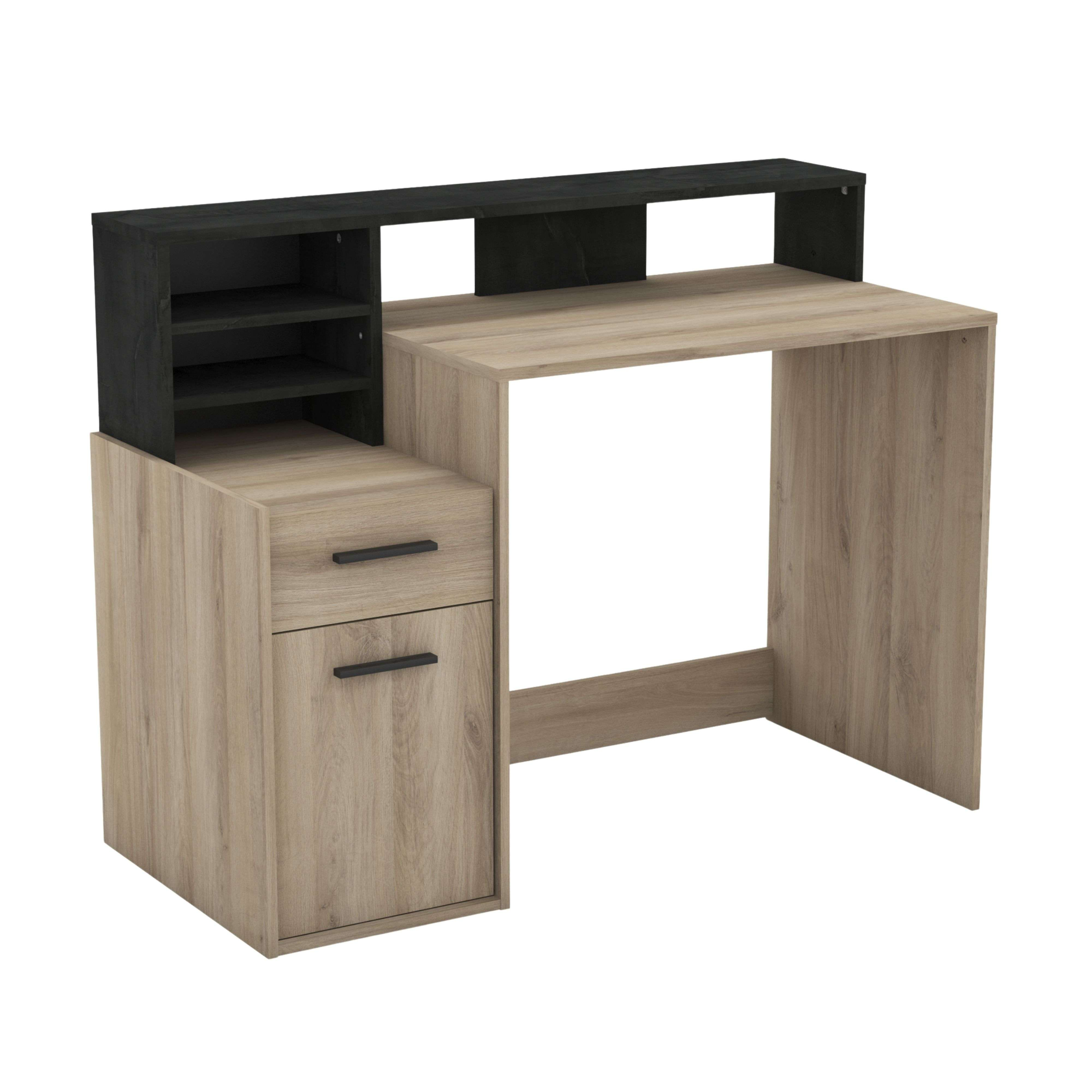 Escritorio con acabado de veta de madera y estante superior negro, con cajón y puerta.