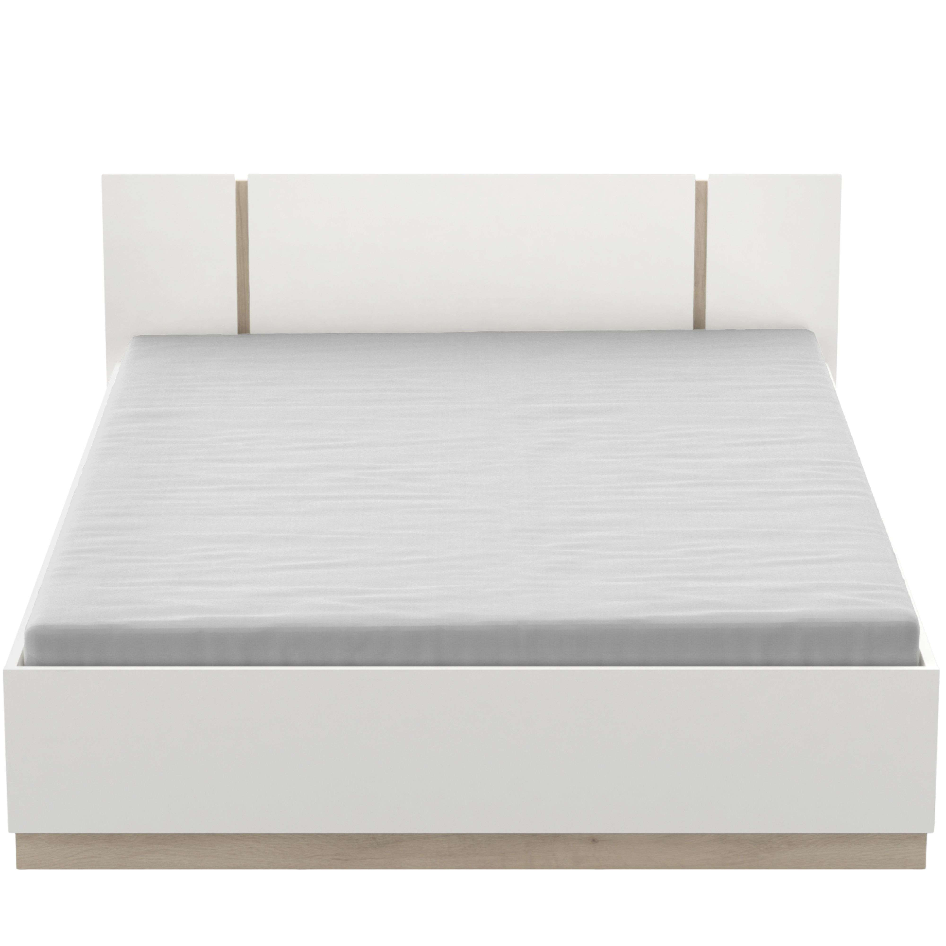 Una cama blanca con sábana gris claro y detalles de madera en el cabecero.