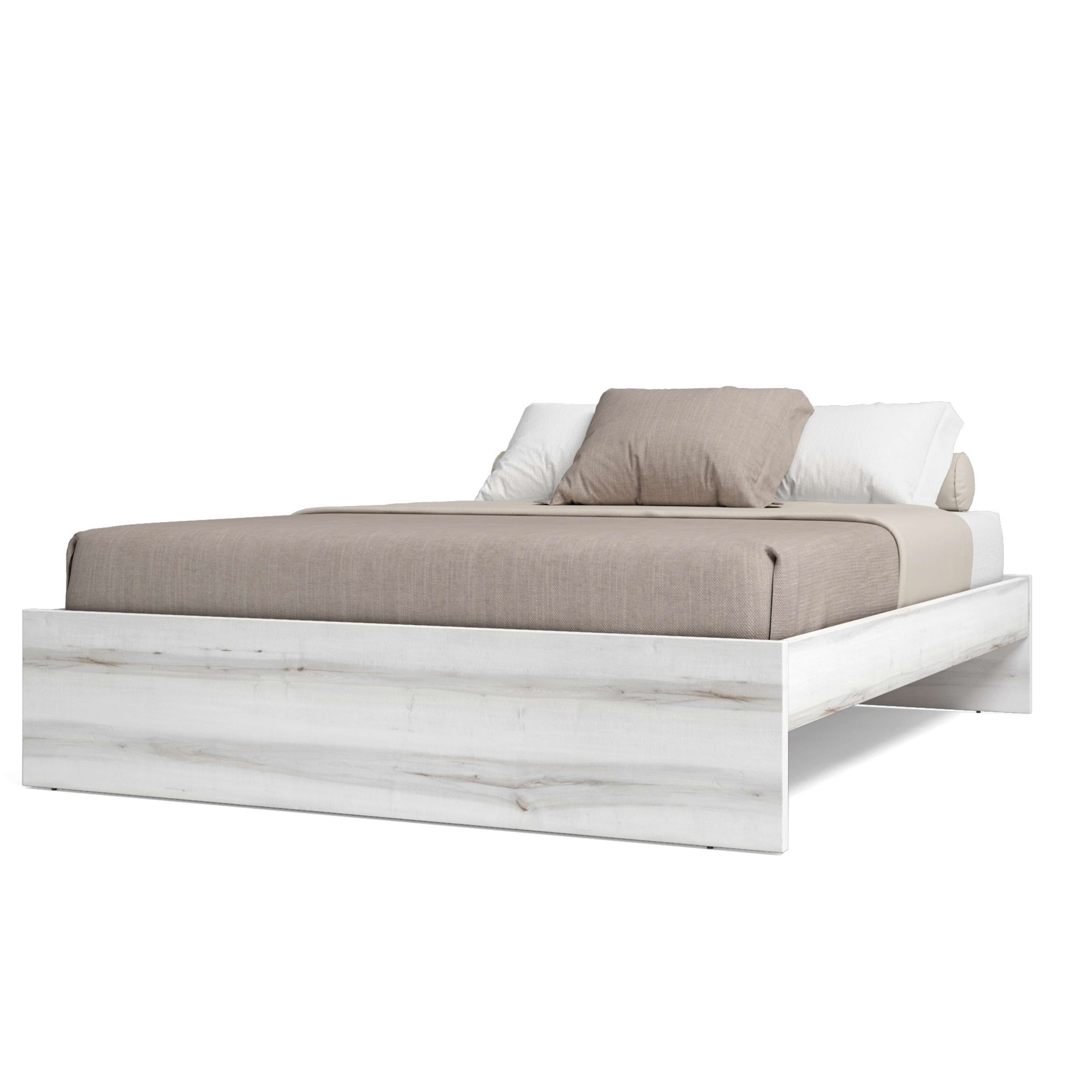 Una base de cama blanca con veta de madera, con ropa de cama y almohadas color topo.