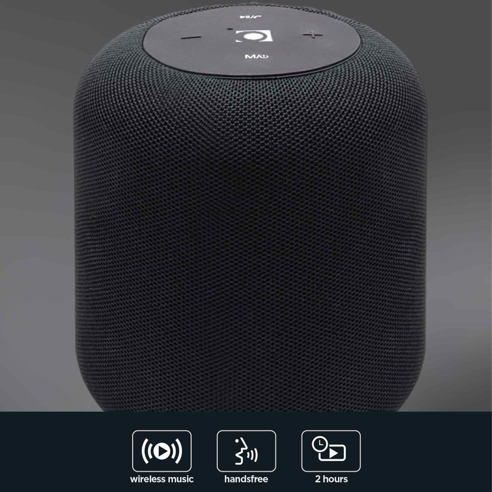 Czarny głośnik z panelem dotykowym i ikonami muzyki, zestawu głośnomówiącego i baterii.