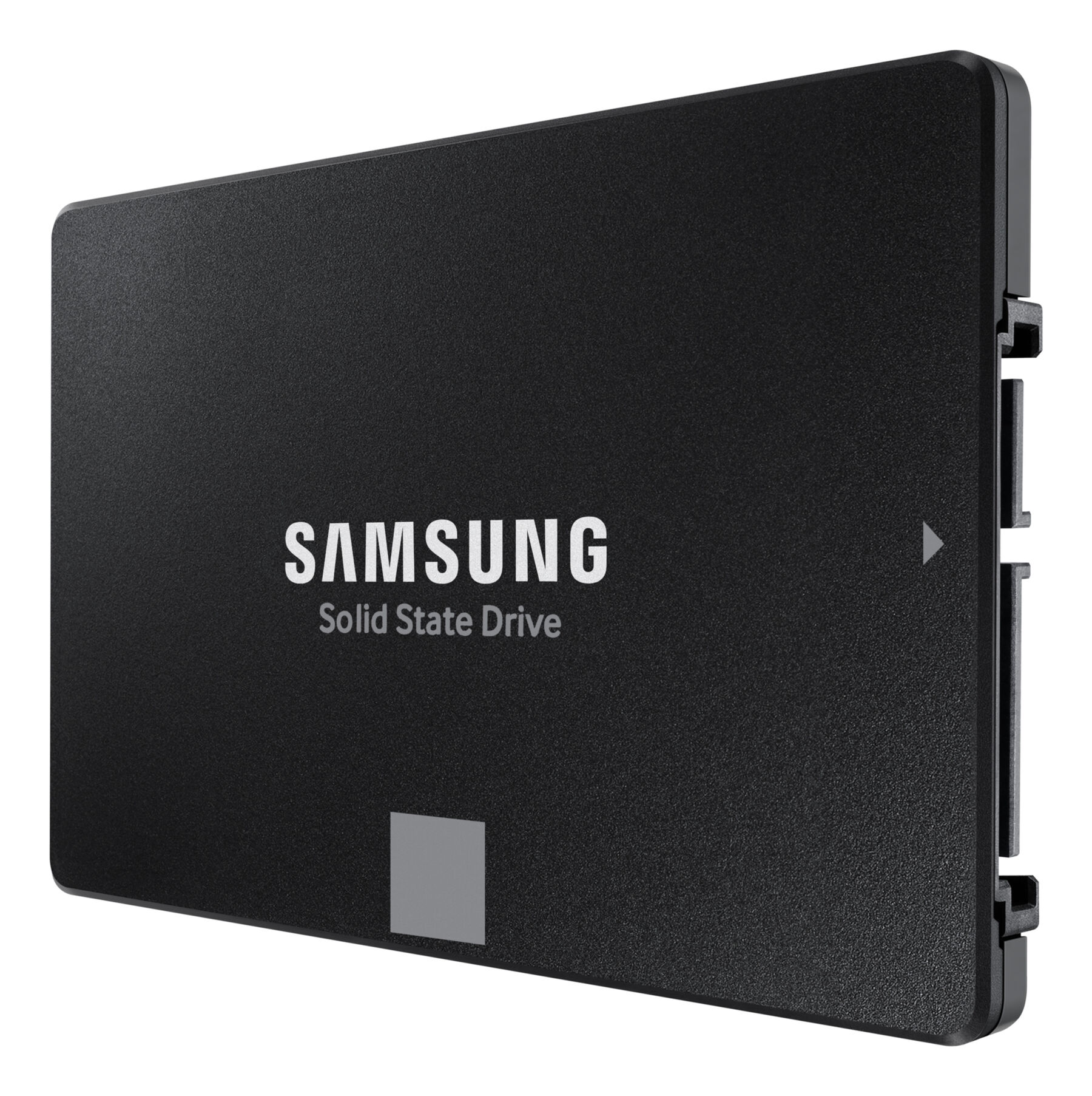 Schwarze Samsung SSD mit weißem Logo und Text auf weißem Hintergrund.