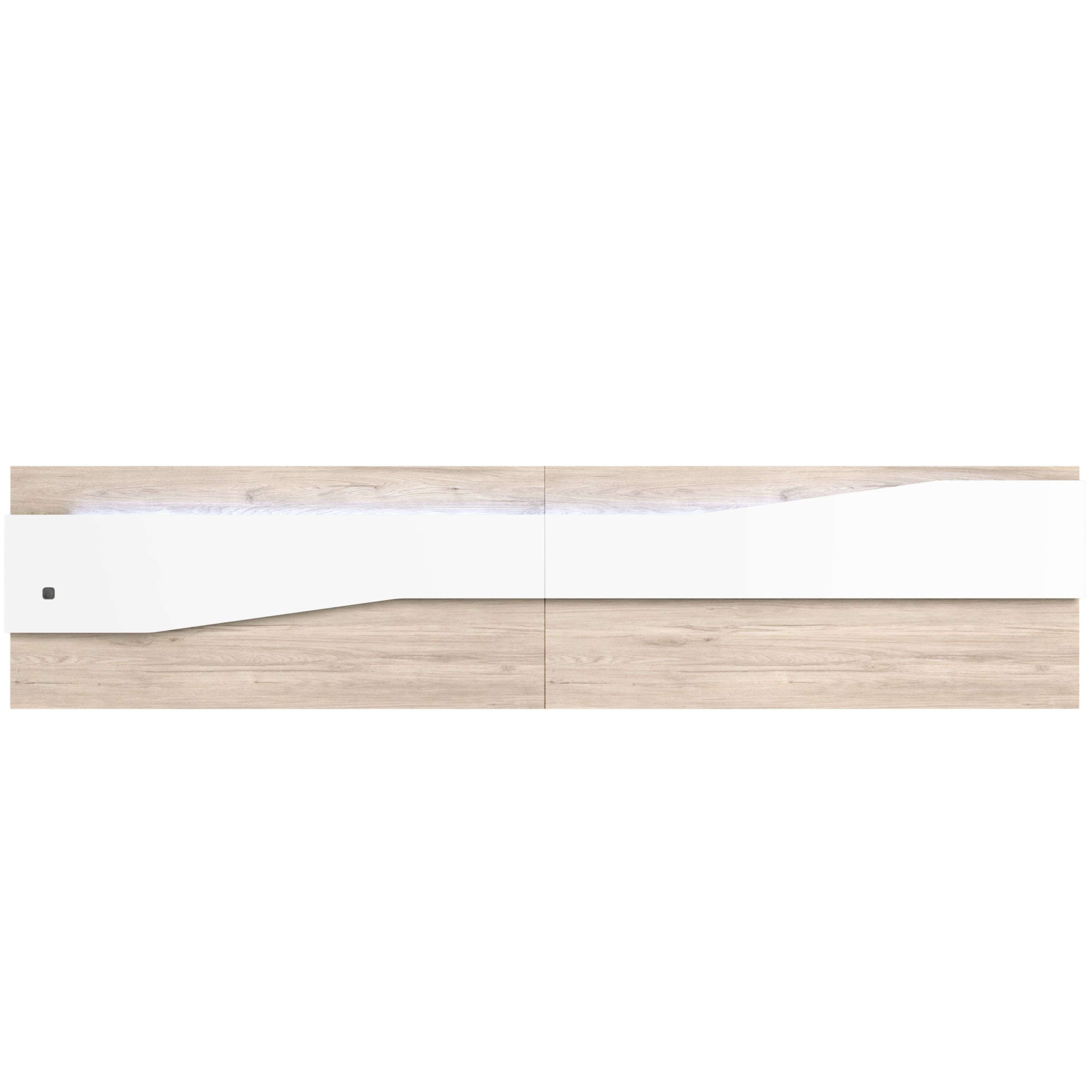 Un armario blanco largo con veta de madera. Un pequeño botón negro.