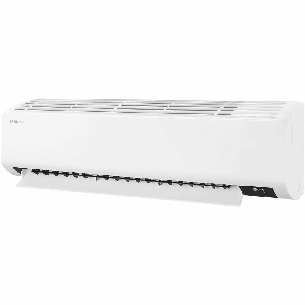 Açık panjurlu ve 23°C göstergeli beyaz Samsung klima iç ünite.