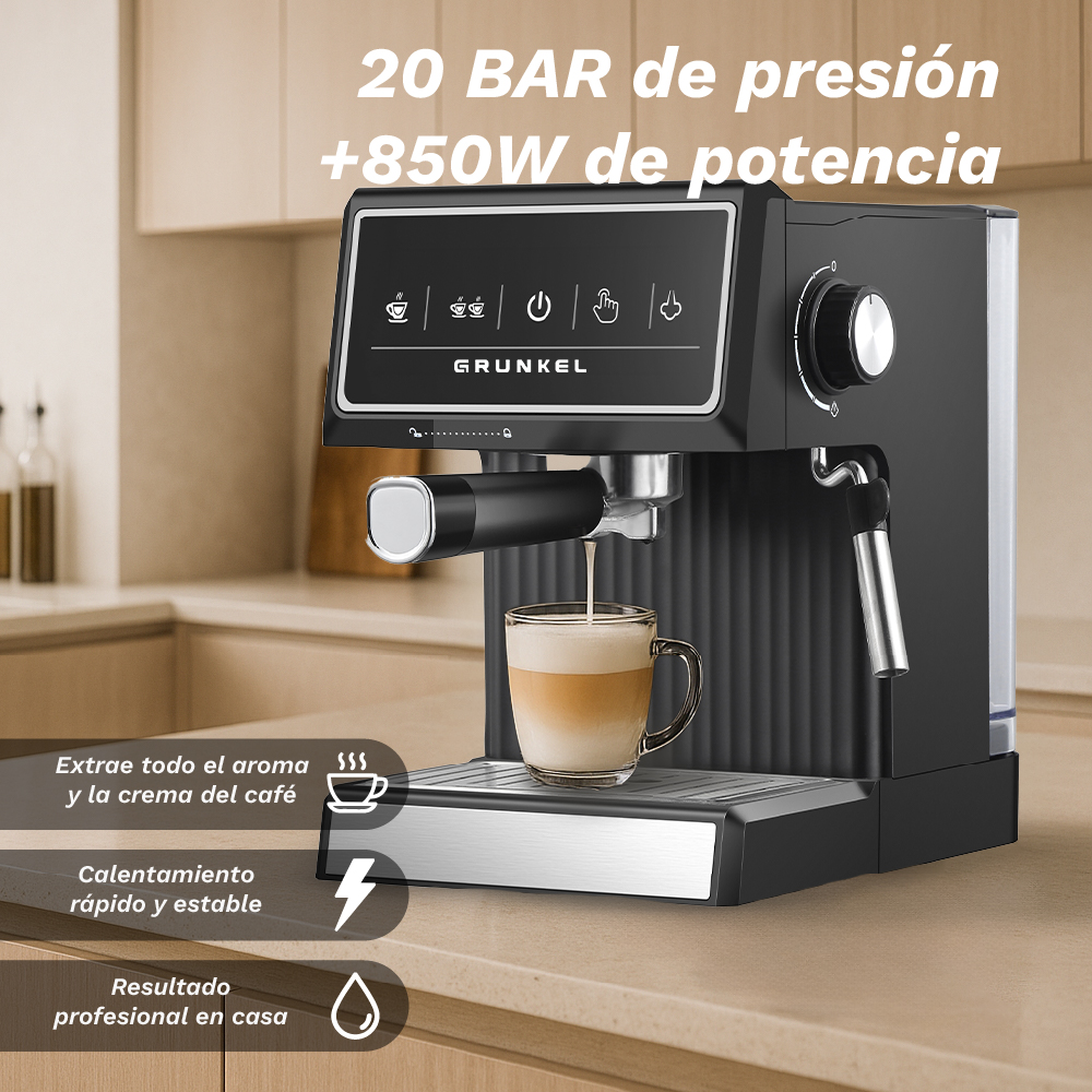 Cafetera negra preparando espresso en una taza de vidrio. 20 Bar.