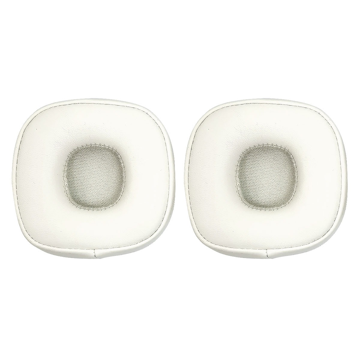 Due cuscinetti auricolari bianchi con inserto in tessuto su sfondo bianco.