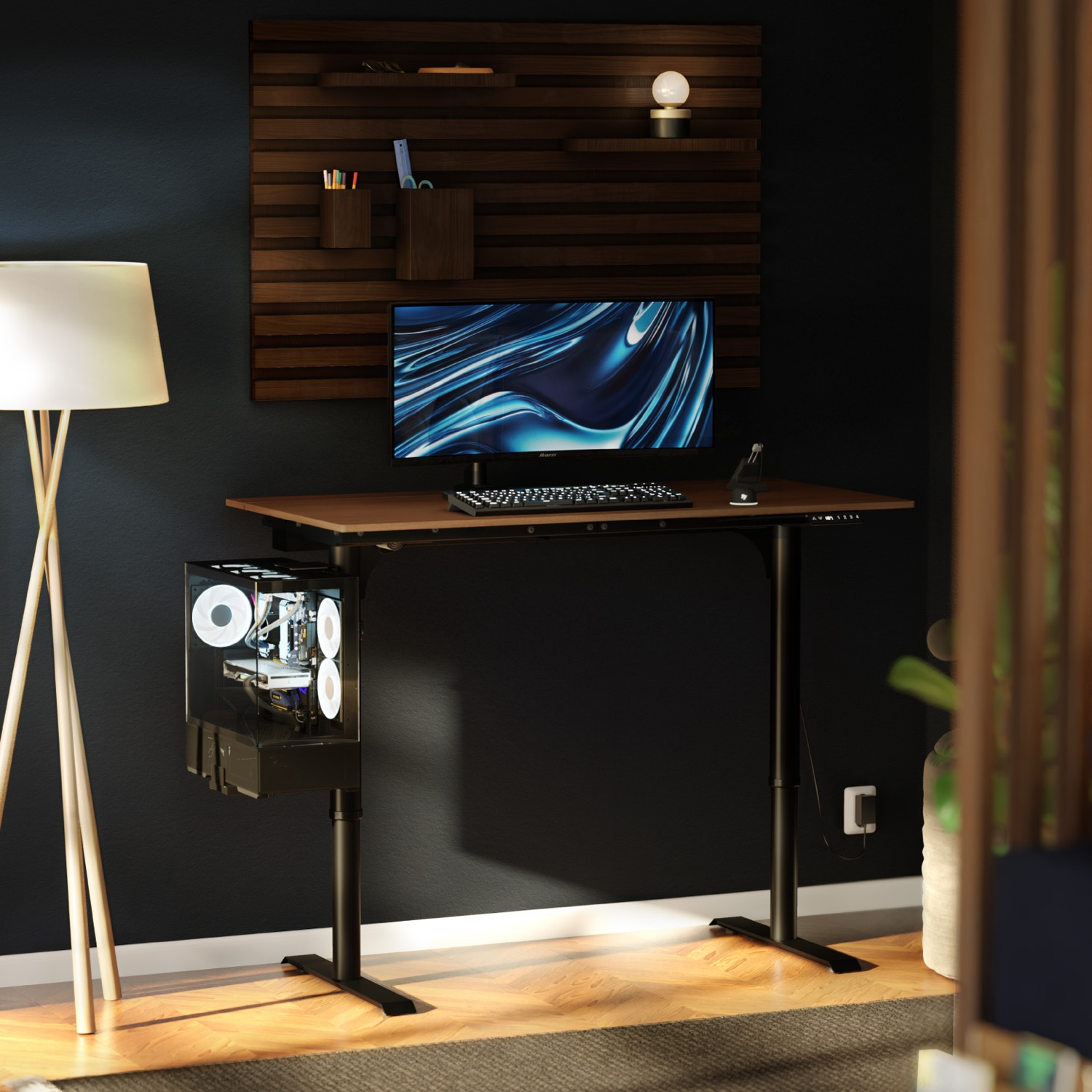 Una scrivania con case PC, monitor, tastiera e lampada.
