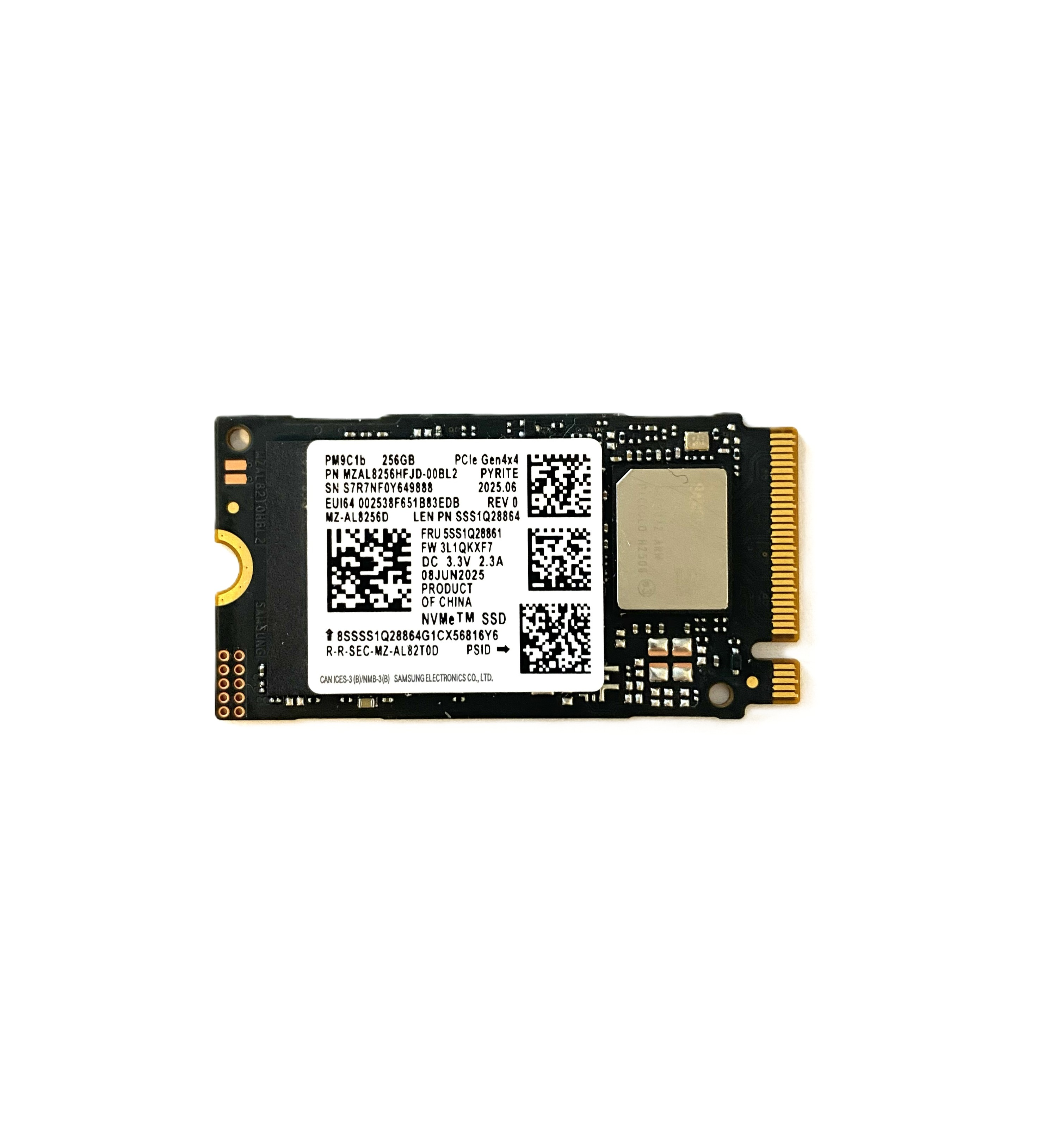 Dysk SSD NVMe Samsung 256 GB ze złotym złączem i czarną obudową. Widoczna etykieta.