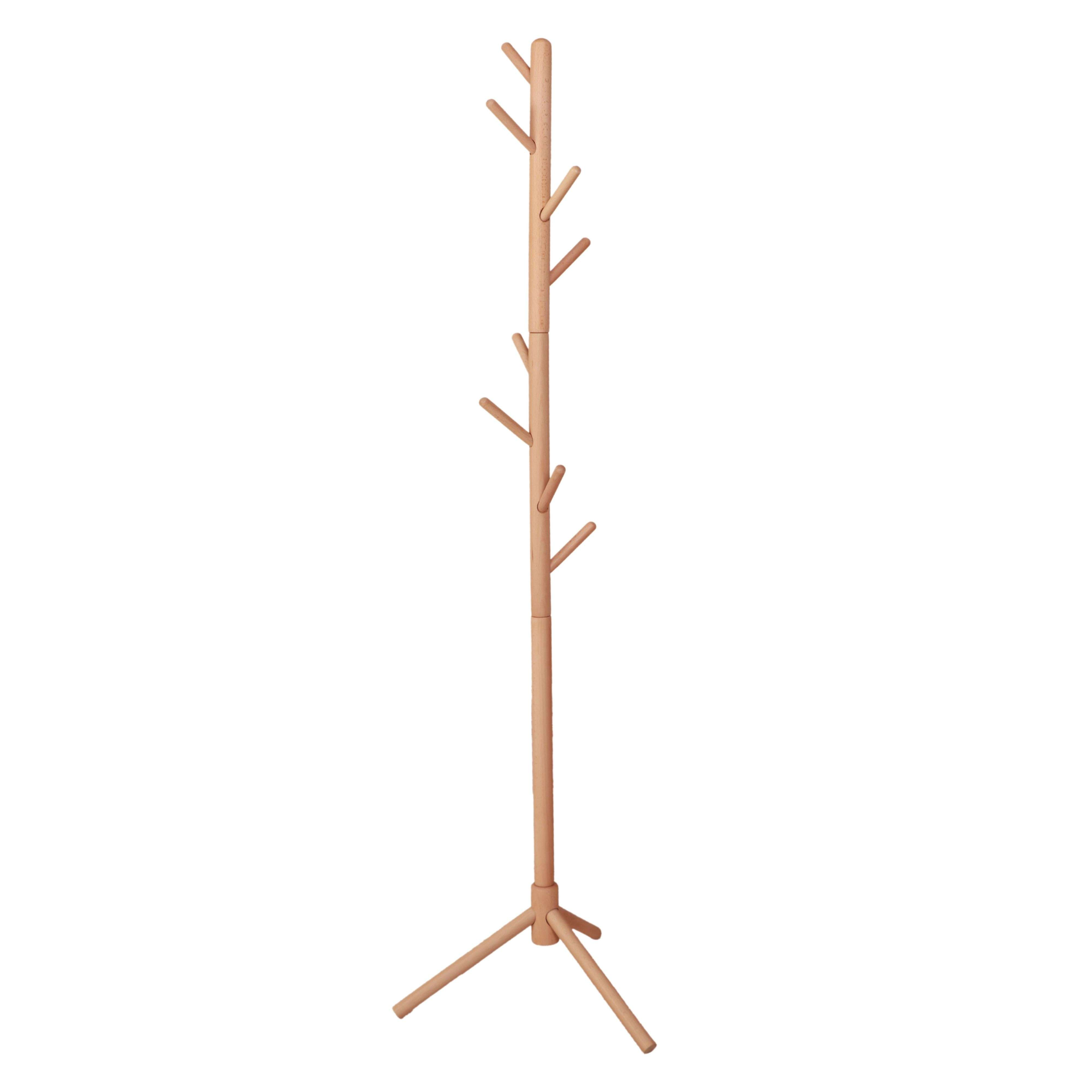 Una percha de madera con varias ramas.