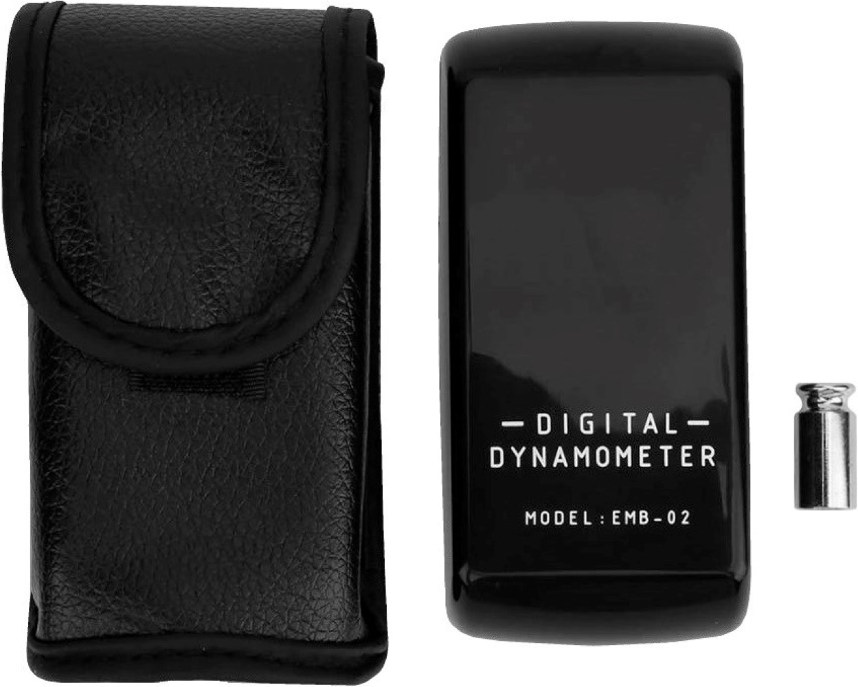 Una custodia in pelle nera, un dinamometro digitale e un piccolo peso.