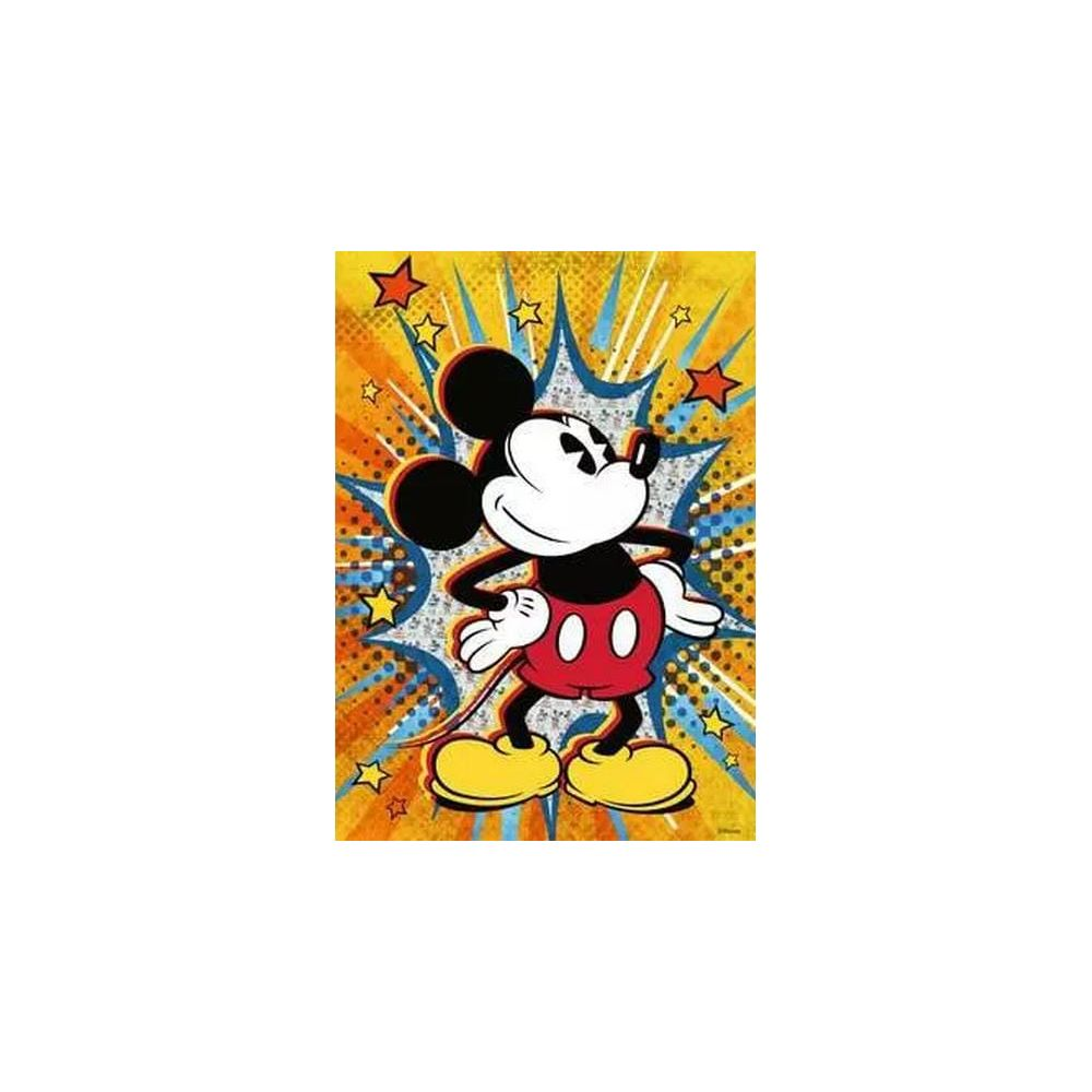 Topolino si trova davanti a uno sfondo a fumetti vivace con stelle.