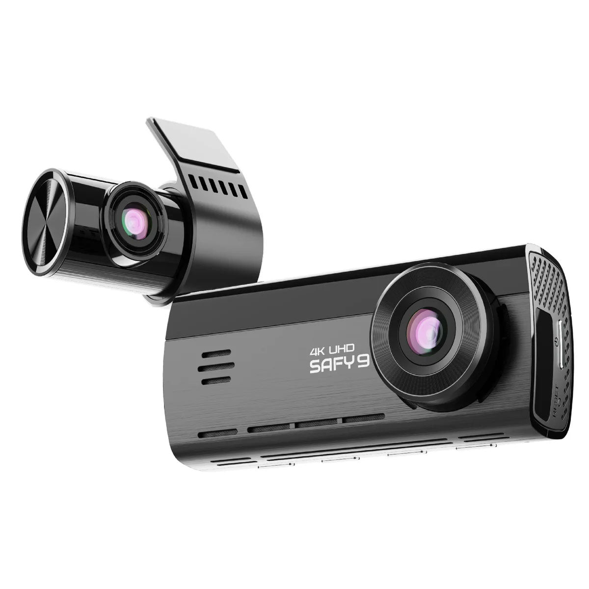 Una dashcam 4K nera a doppio obiettivo, su sfondo bianco.