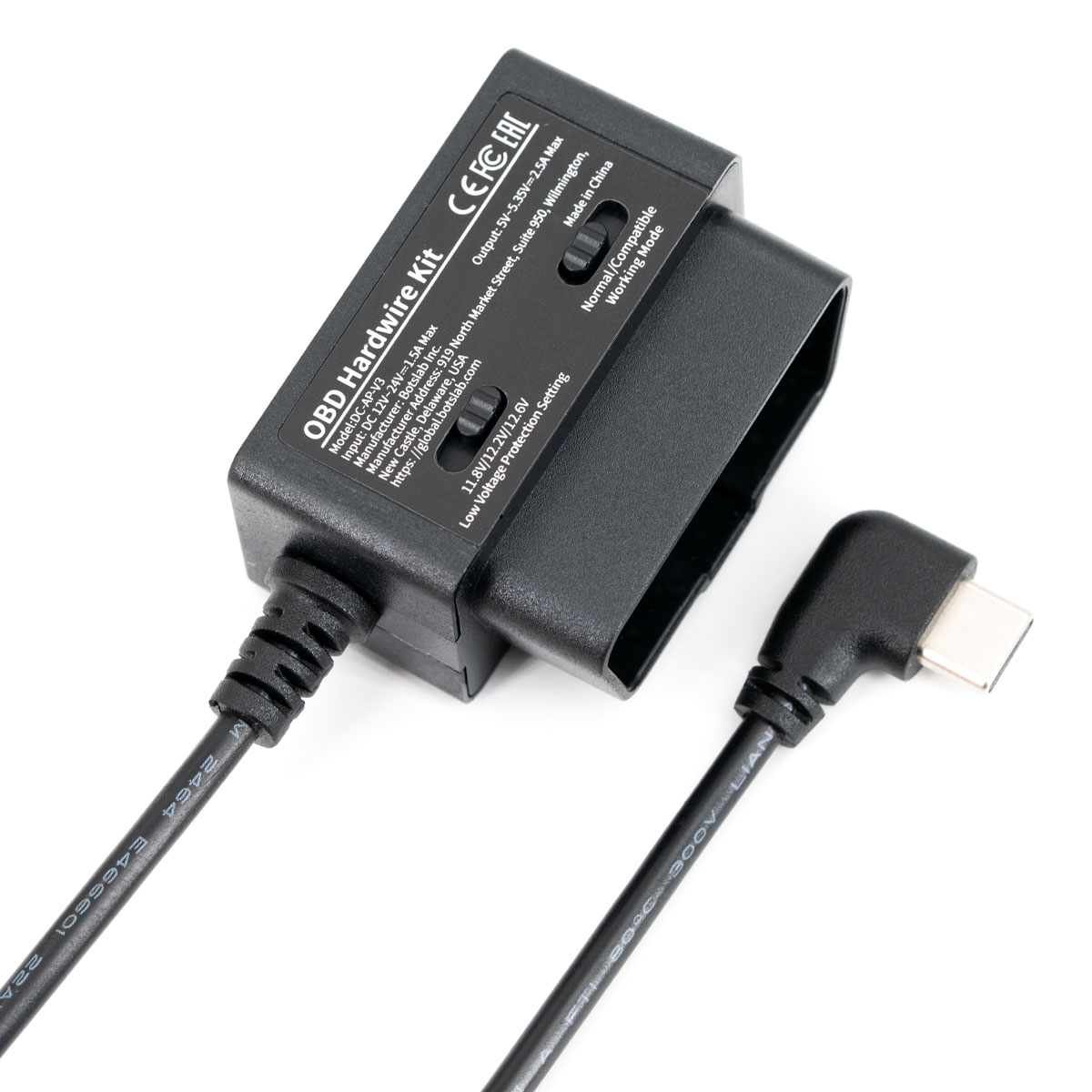 Kit cablaggio OBD nero con cavi e connettore USB-C su sfondo bianco.