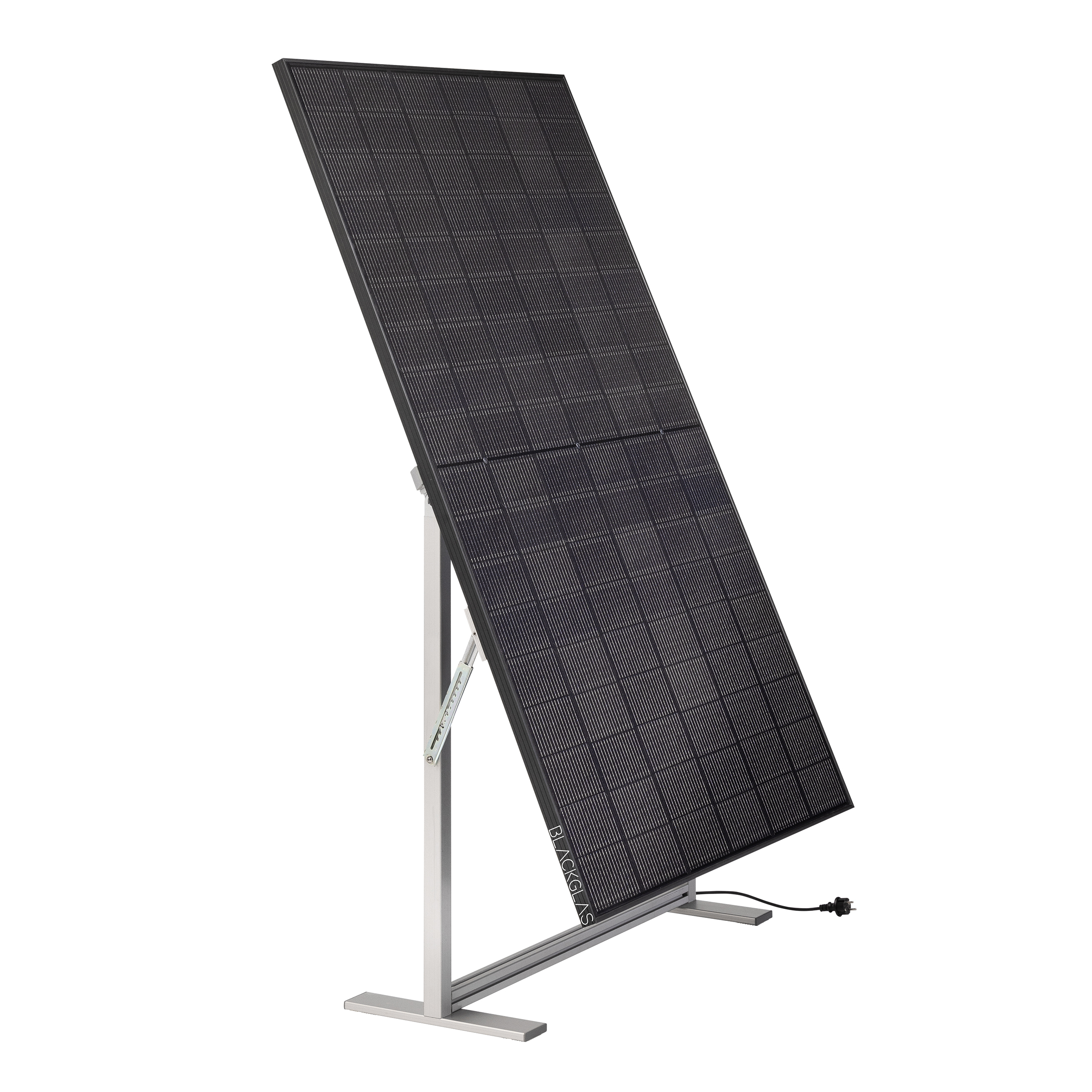 Schwarzes Solarmodul auf silbernem Ständer mit Kabel und Stecker.
