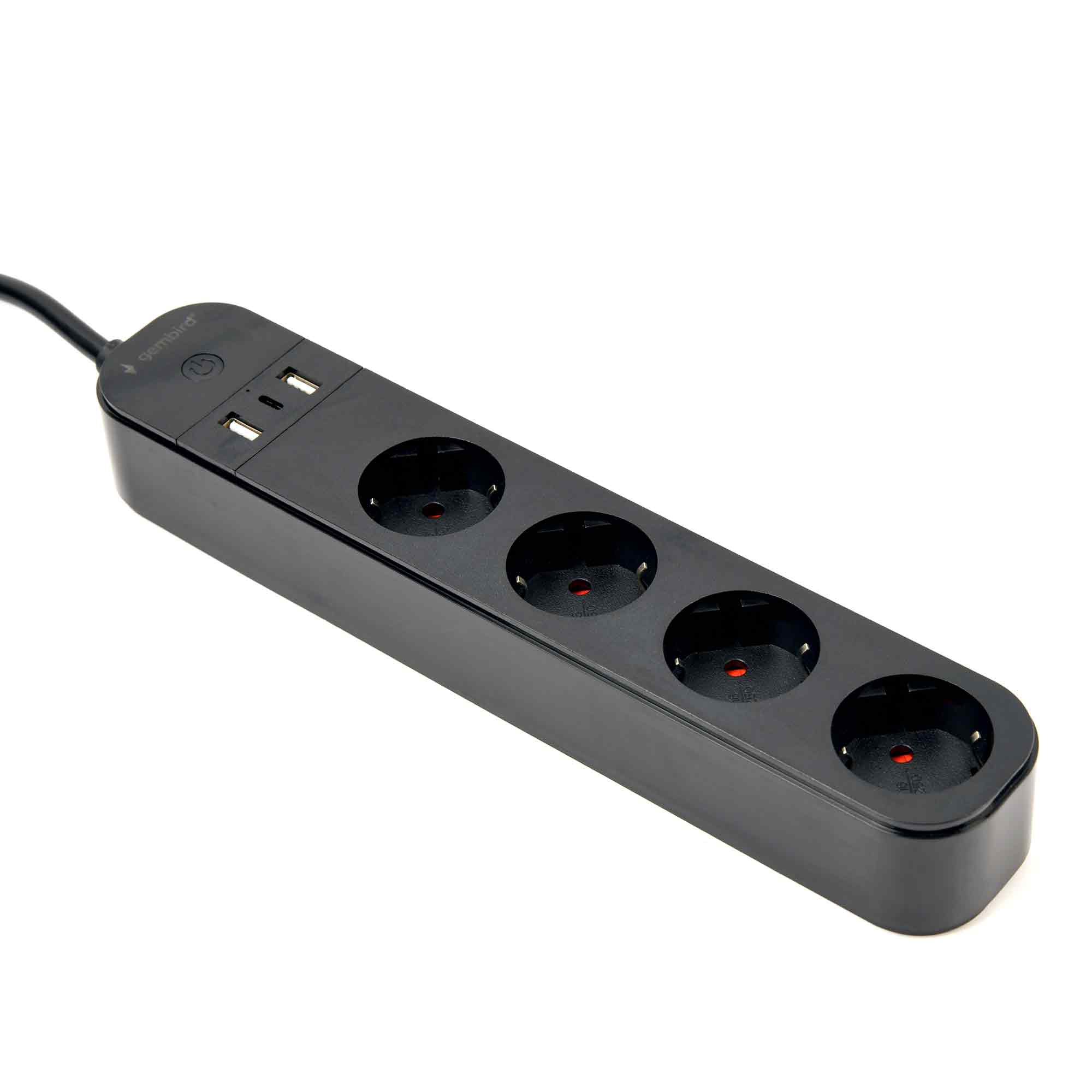 Schwarze Steckdosenleiste mit drei Steckplätzen und zwei USB-Anschlüssen.