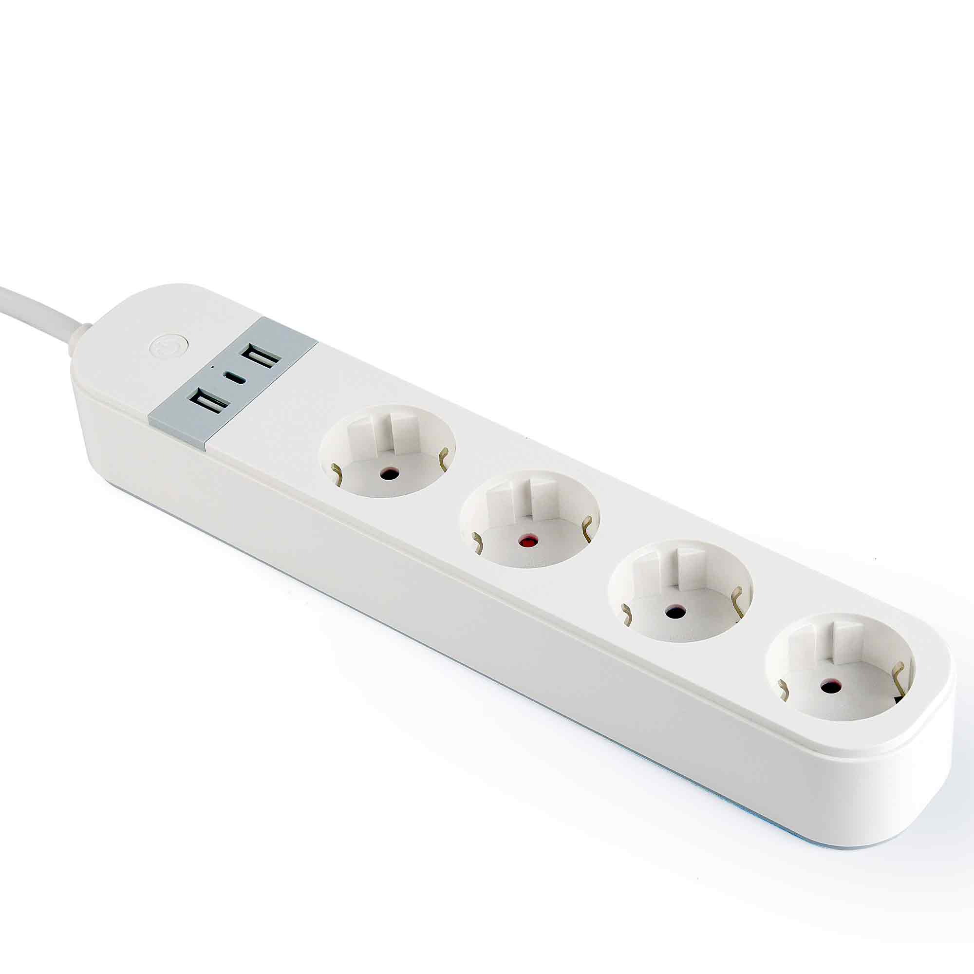 Eine weiße Steckdosenleiste mit drei Steckdosen und zwei USB-Anschlüssen.
