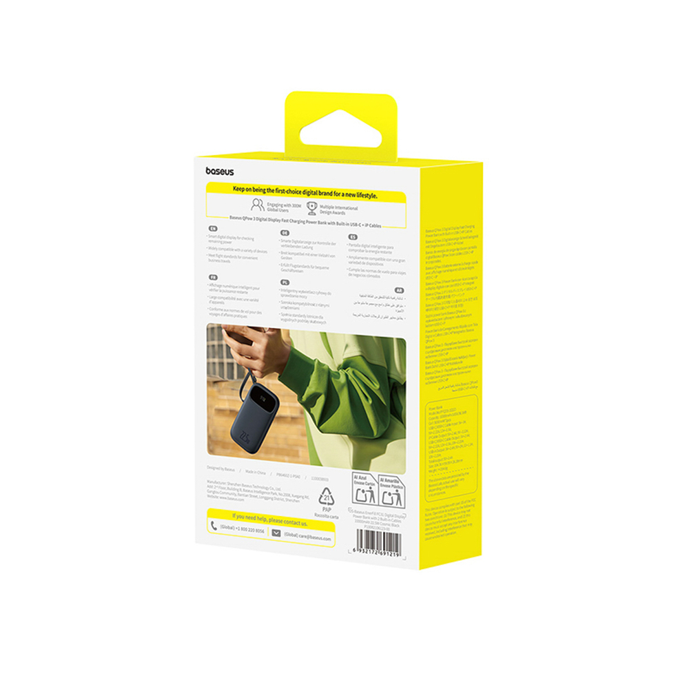 Confezione Baseus con un power bank di ricarica in mano.