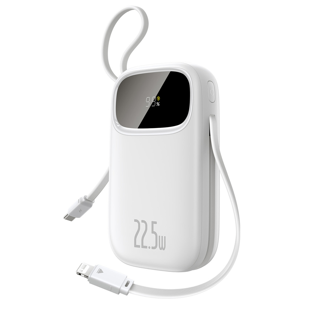 Weiße Powerbank mit 99% Ladung auf dem Bildschirm. 22,5W Leistung.
