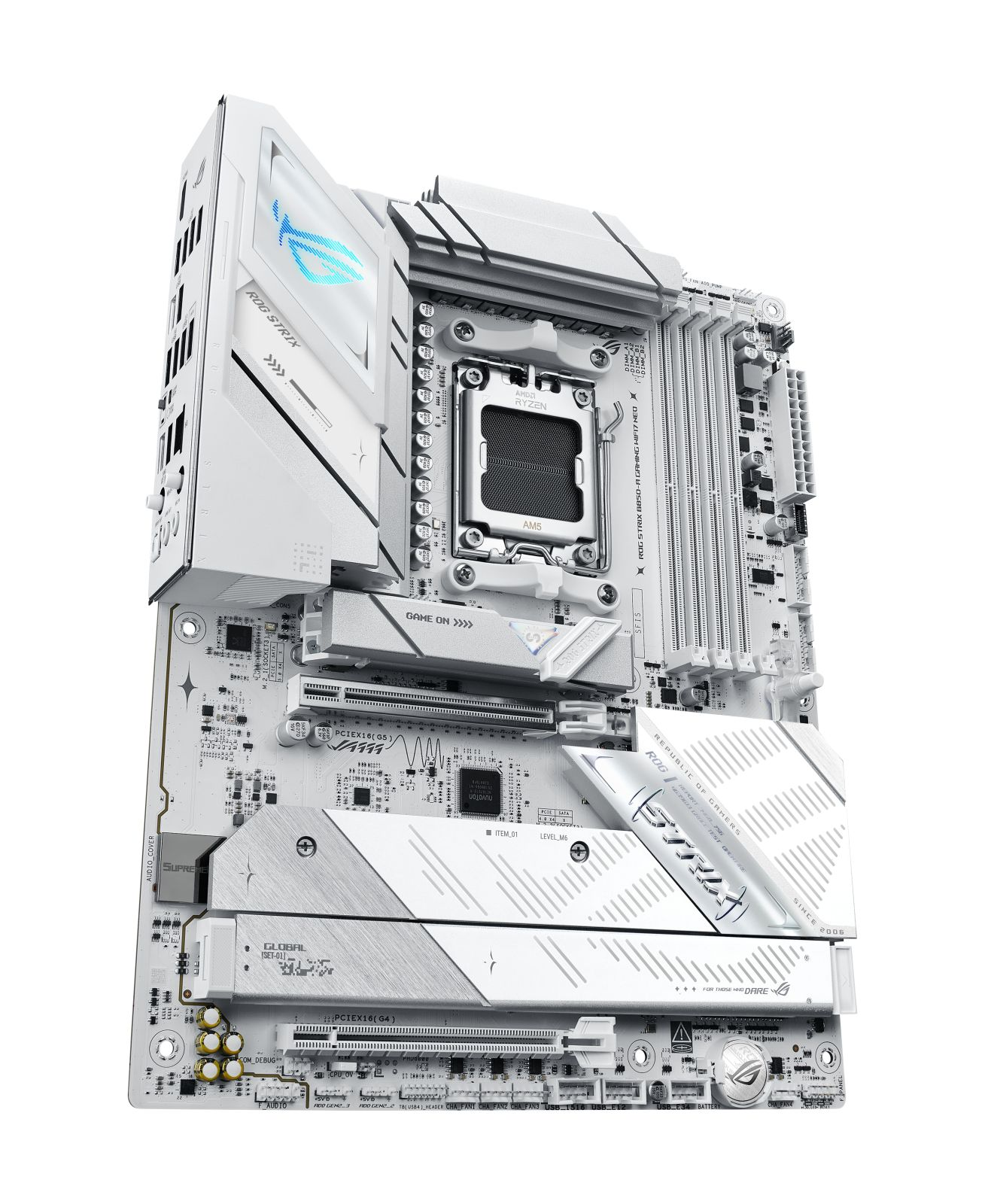 Biała płyta główna z logo ROG STRIX i RYZEN AM5, szczegółowe złącza.