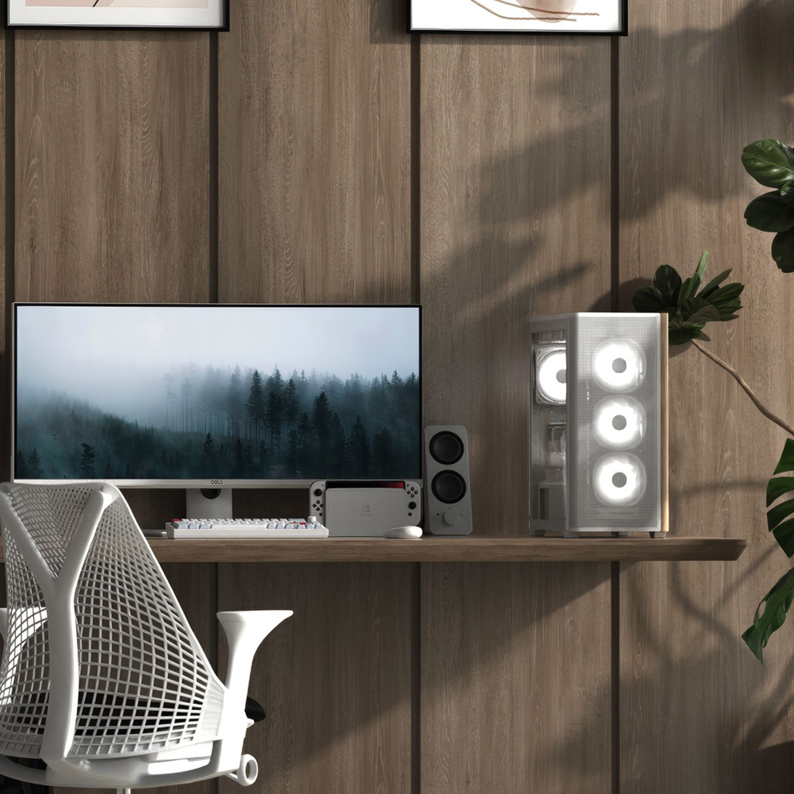 Una configurazione PC bianca su uno scaffale di legno con monitor, tastiera e torre.