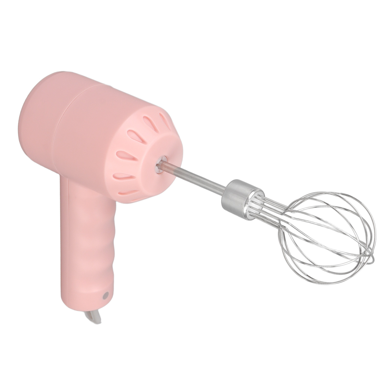 Ein rosa Handmixer mit silbernem Schneebesen auf weißem Hintergrund.