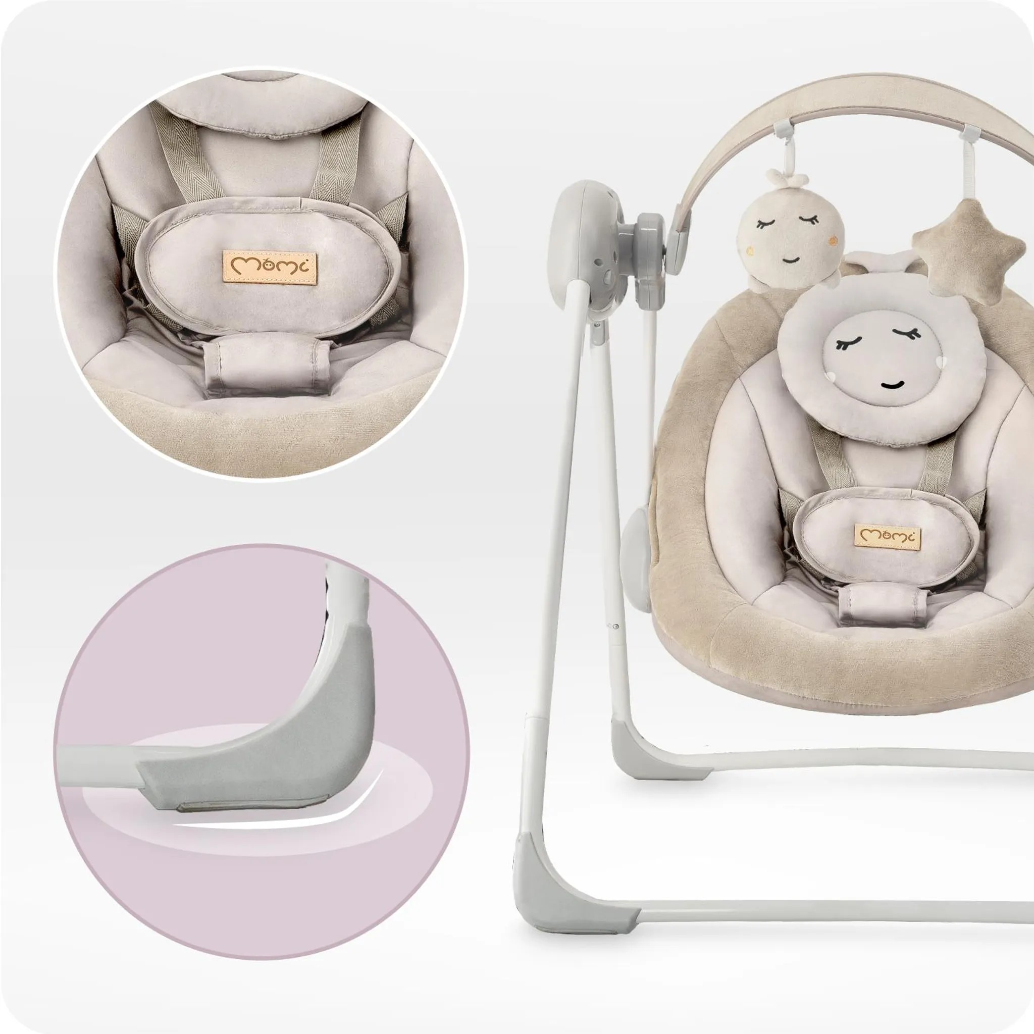 Ein beigefarbener Babyschaukelsitz mit Spielzeug und einem Sicherheitsgurt.
