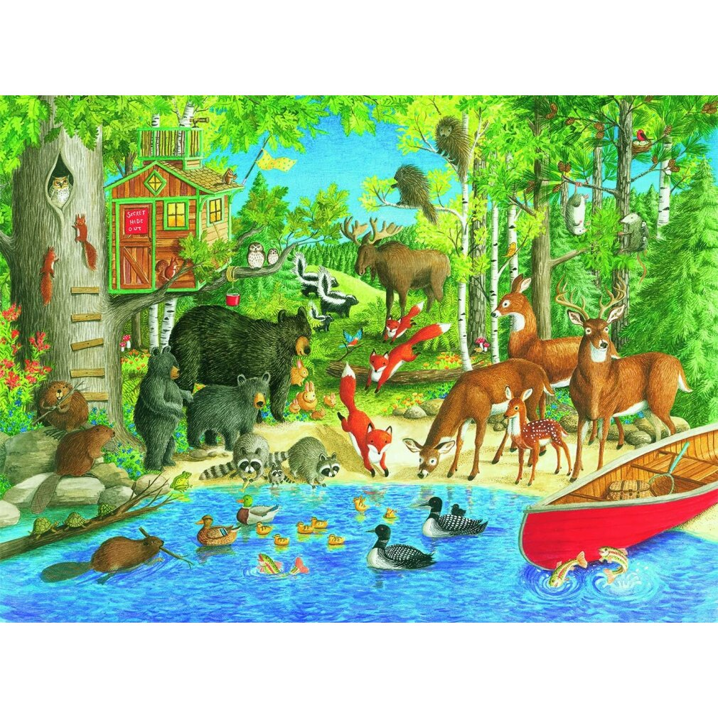 Animali del bosco vicino a un lago con casa sull'albero e canoa.