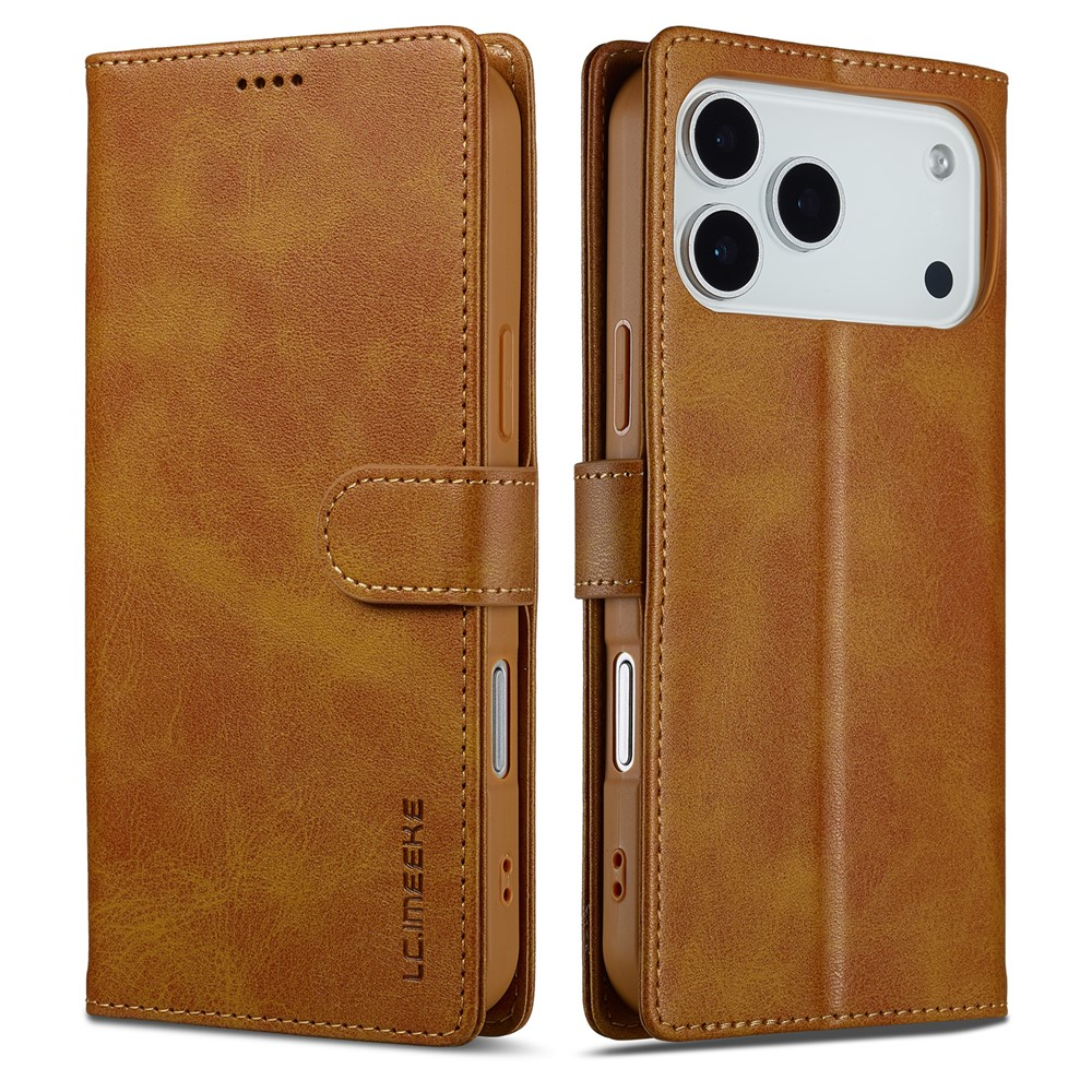 Una custodia a libro in pelle marrone per smartphone, mostrata aperta.
