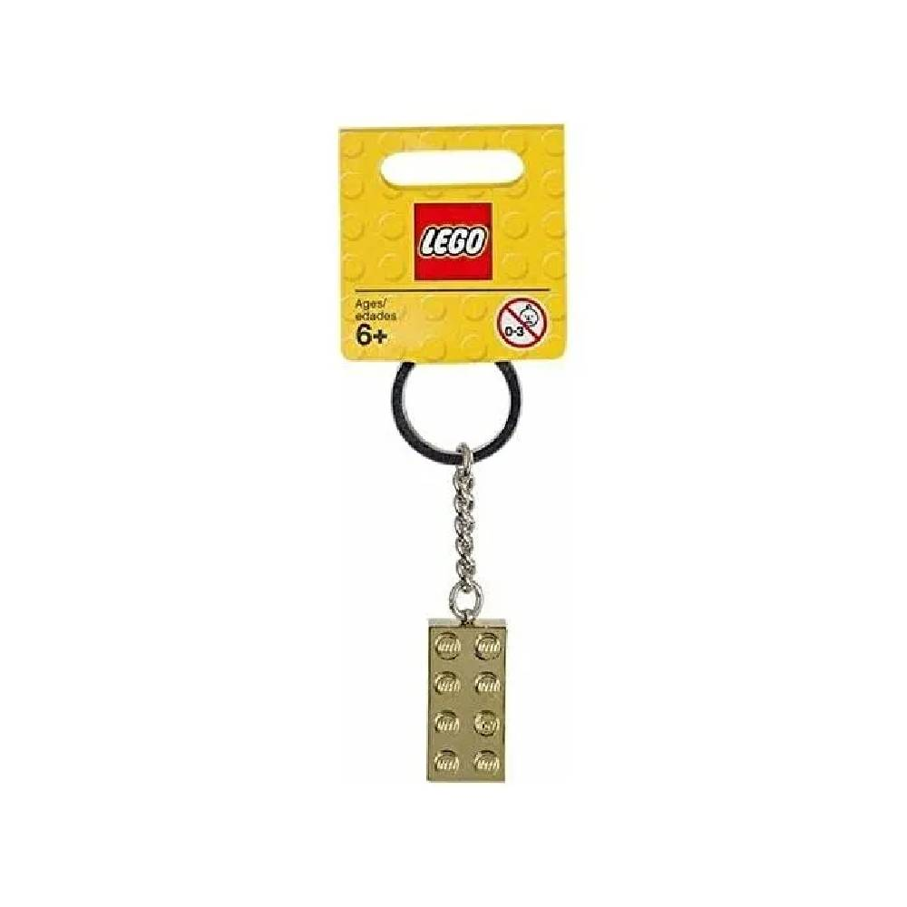Altın 2x4 tuğla ve gümüş zincirli sarı LEGO anahtarlık.