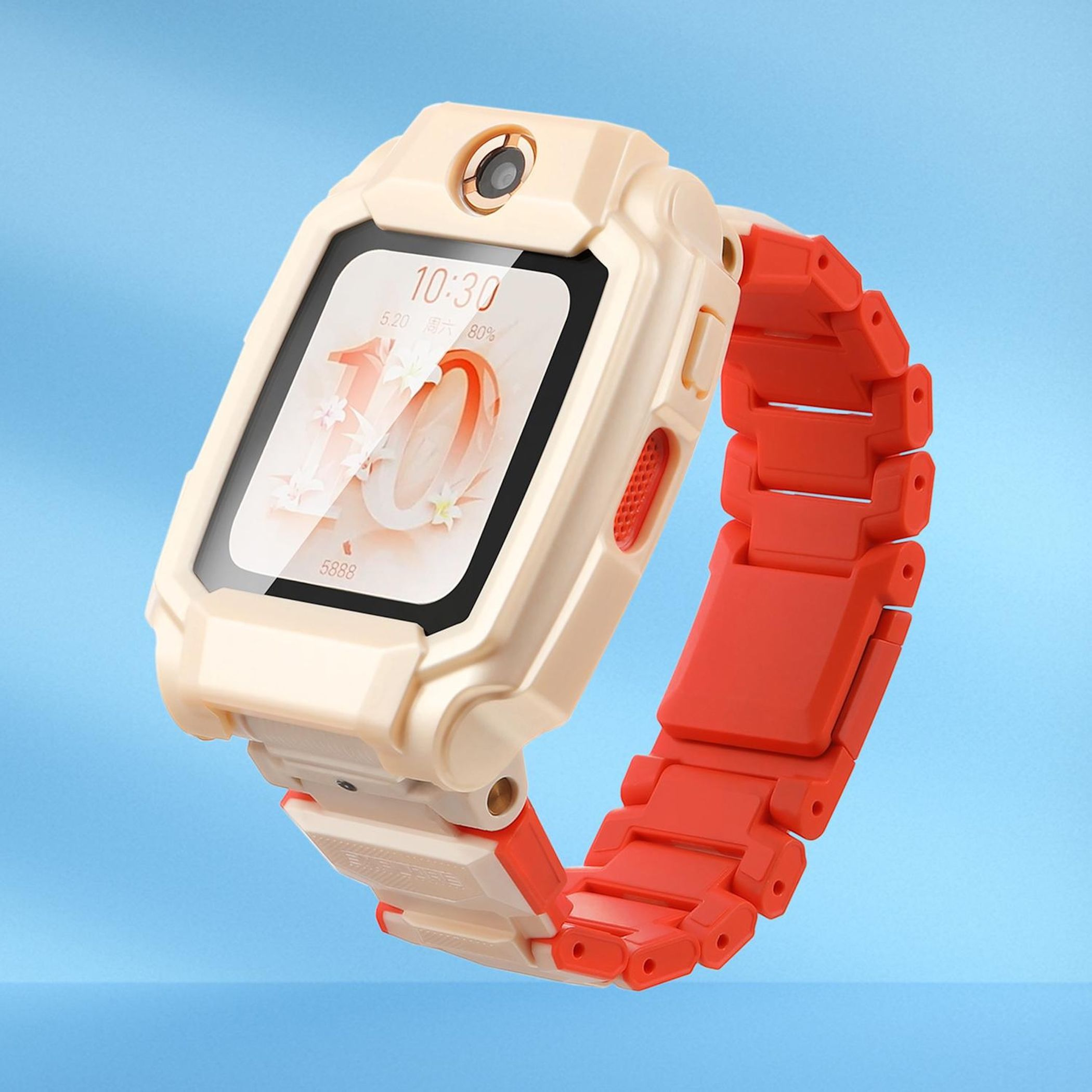 Uno smartwatch beige con cinturino arancione e fotocamera, su sfondo blu.