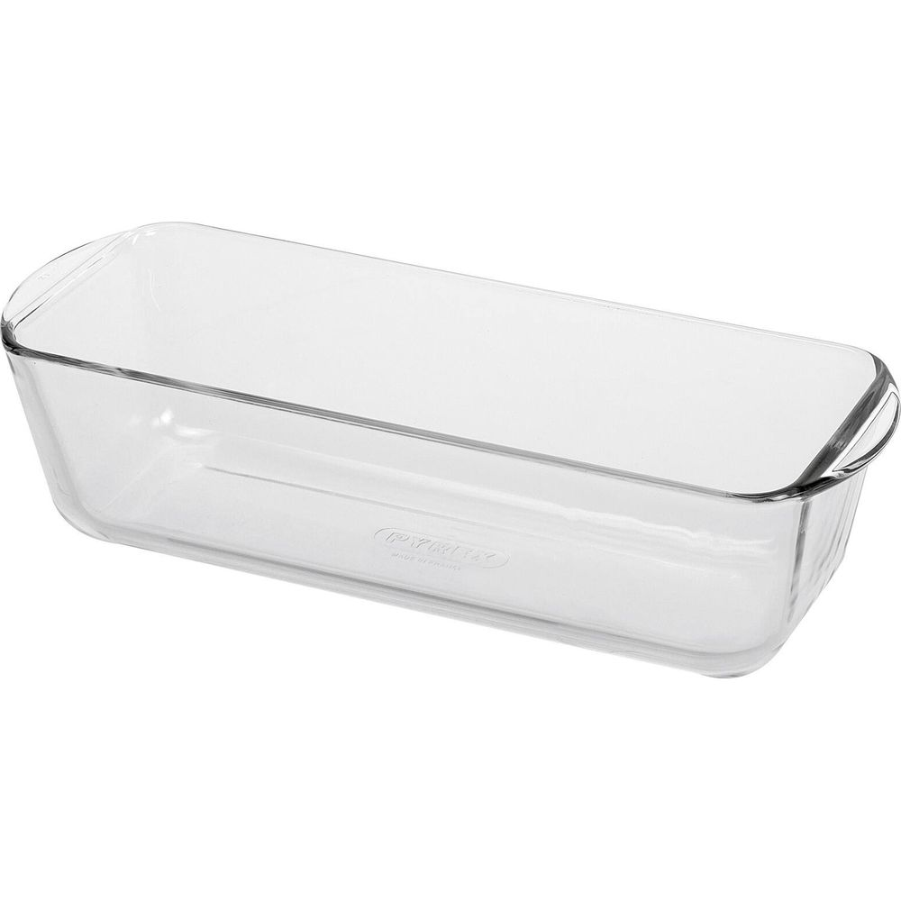 Eine durchsichtige Glas-Pyrex-Kastenform mit Griffen ist auf weißem Hintergrund zu sehen.