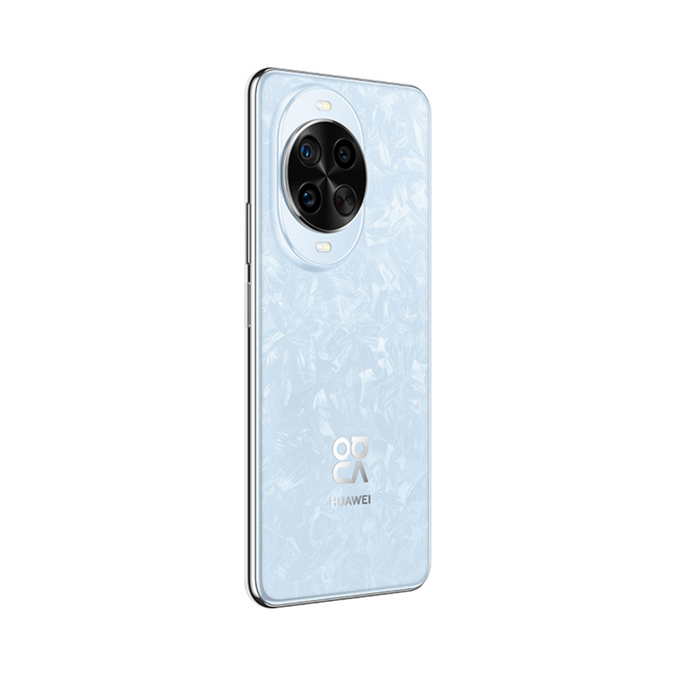 Ein hellblaues Smartphone mit vier Kameras im Kreis und Huawei-Logo.