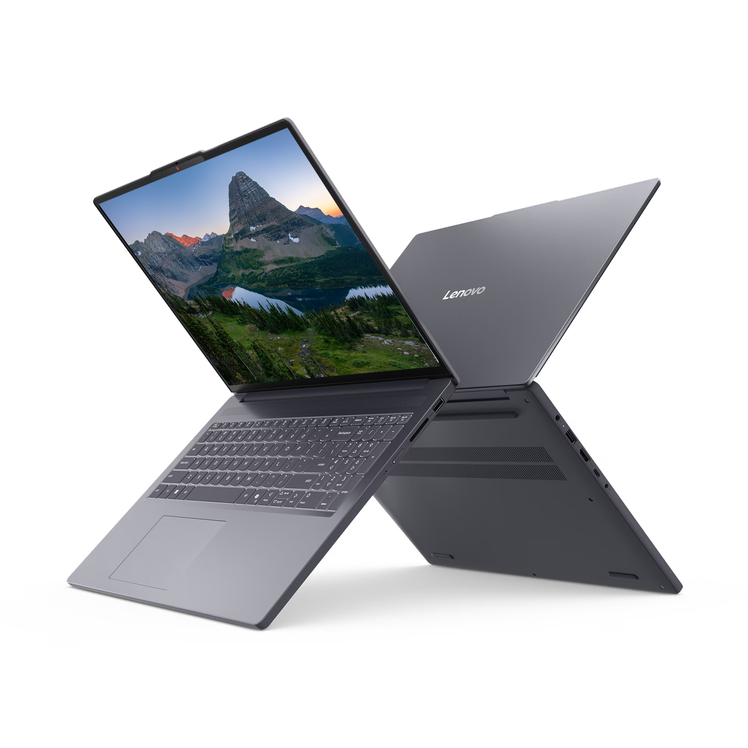 Beyaz arka plan üzerinde açık gri Lenovo dizüstü bilgisayar. Ön tarafı ekranında bir manzara gösterir.
