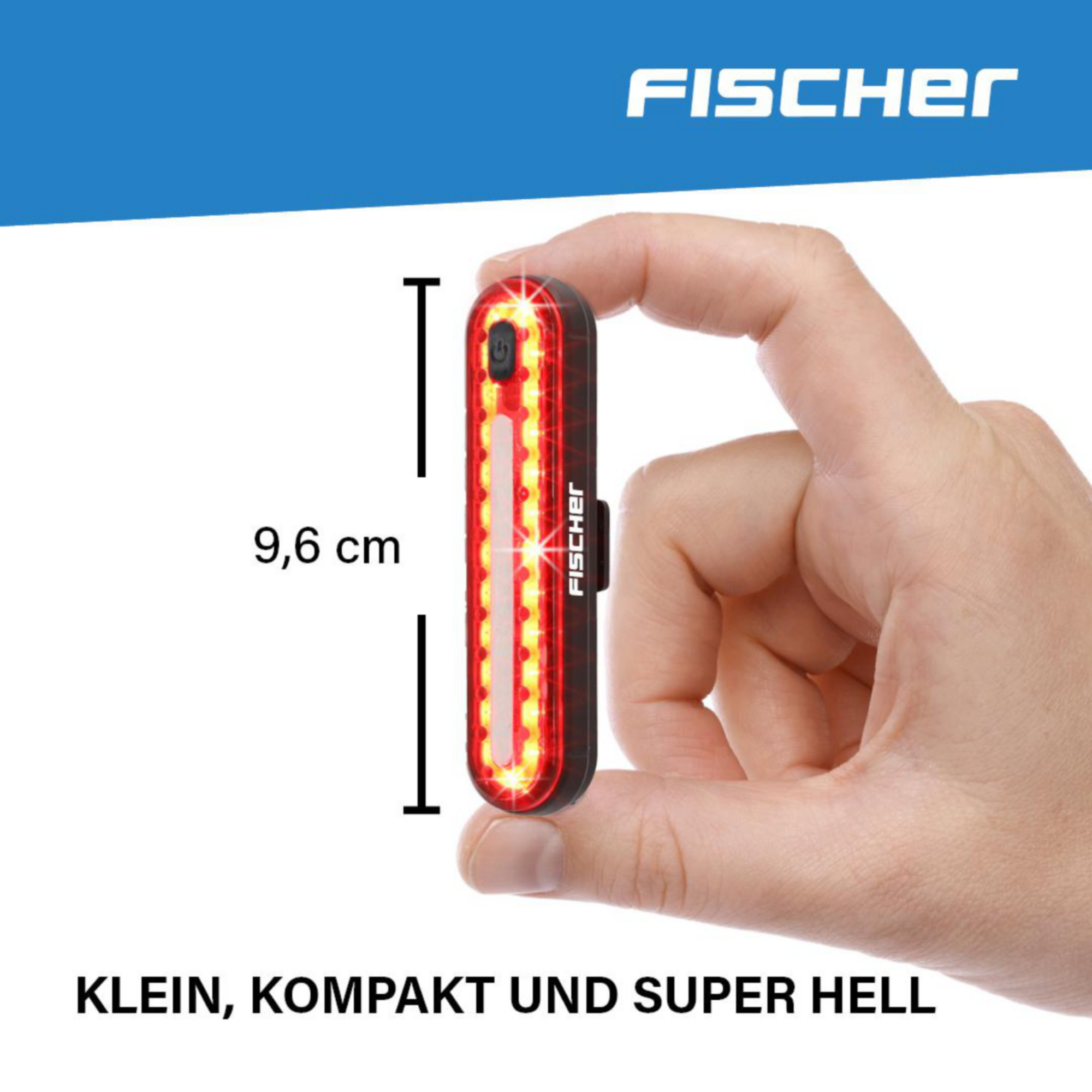 Hand hält eine kleine rote Fahrradrückleuchte mit Lichtern.