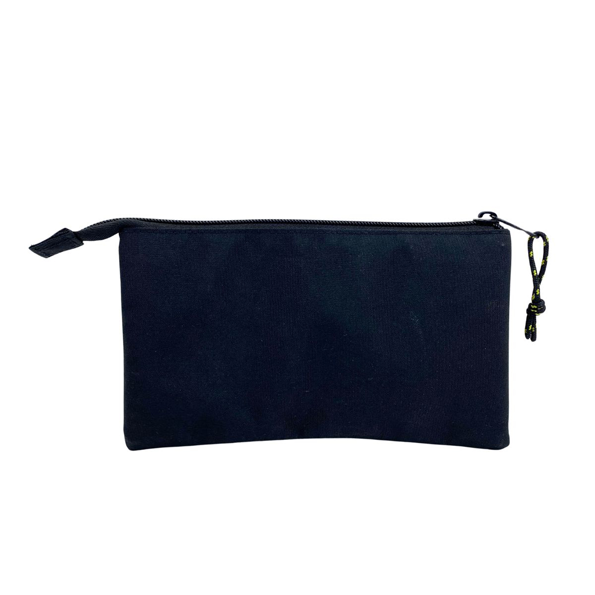 Pochette nera con cerniera e cordino.