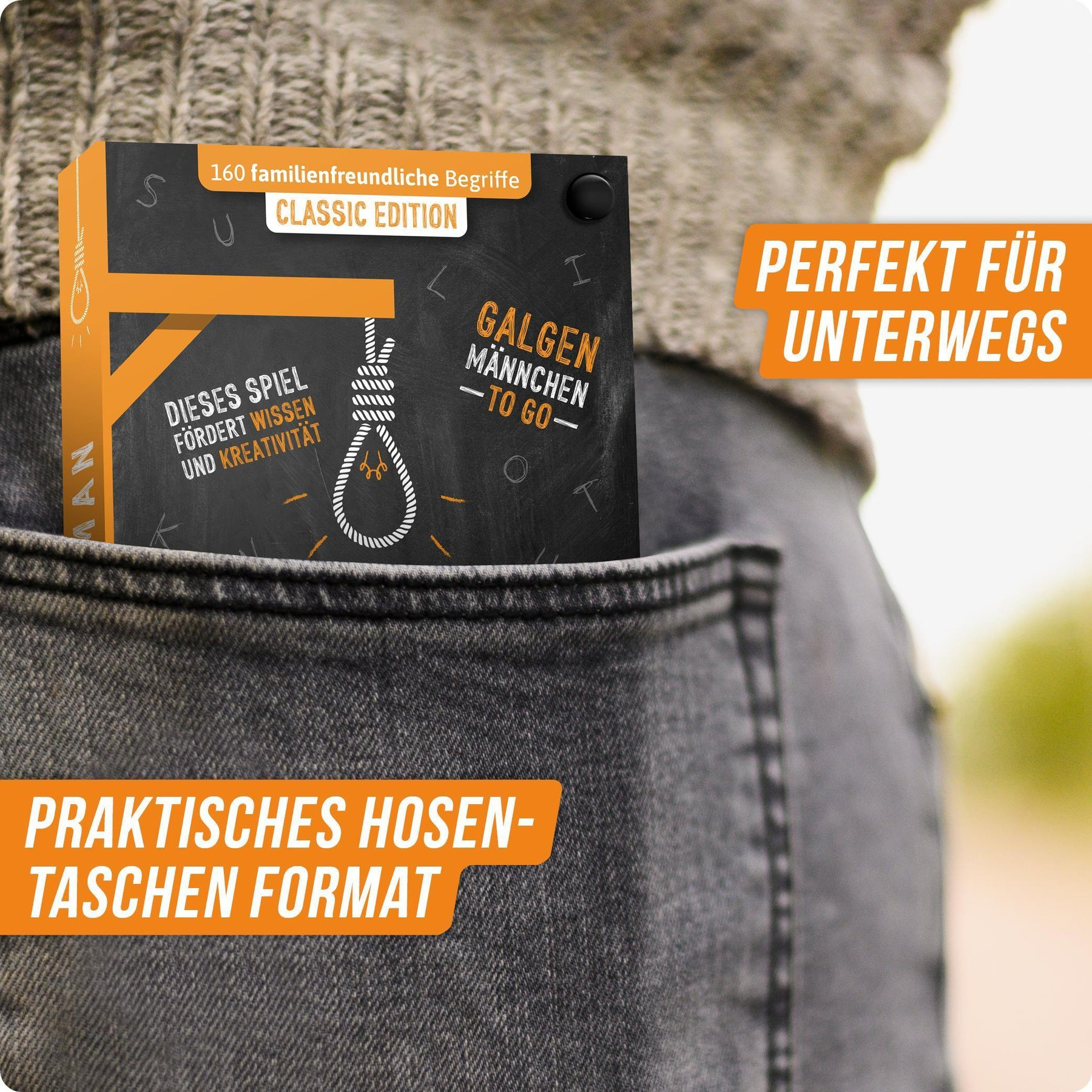 Spielverpackung in Jeans-Hosentasche. Mit Aufdruck: 'Galgenmännchen - To Go'.