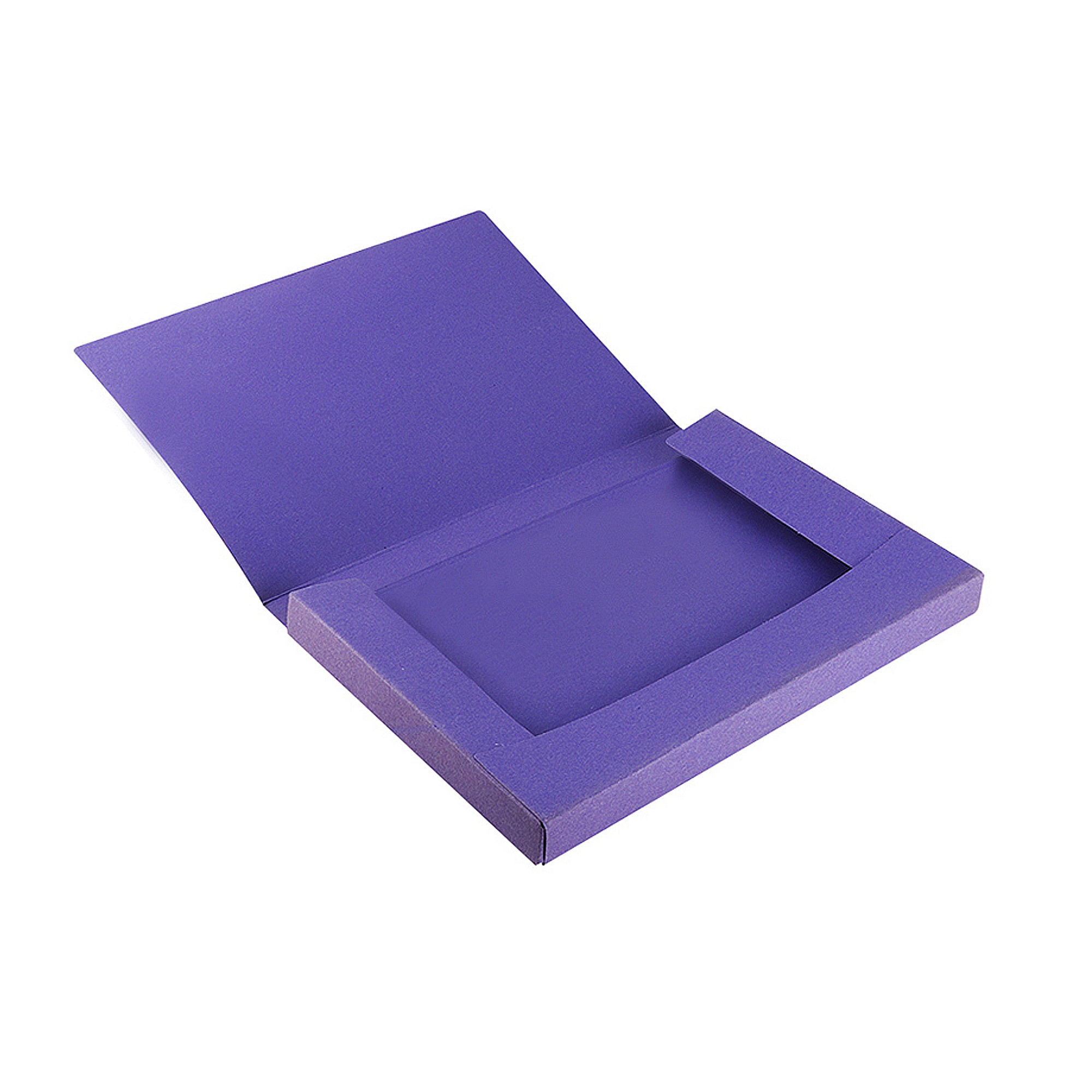 Una scatola di cartone viola aperta con un ritaglio rettangolare.