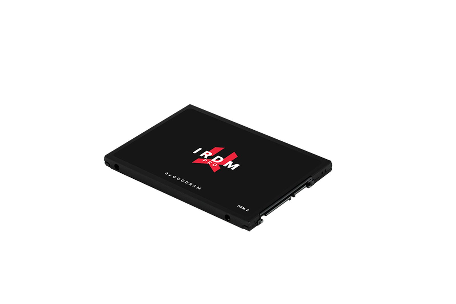 SSD nera con logo IRDM PRO rosso e testo GOODRAM.