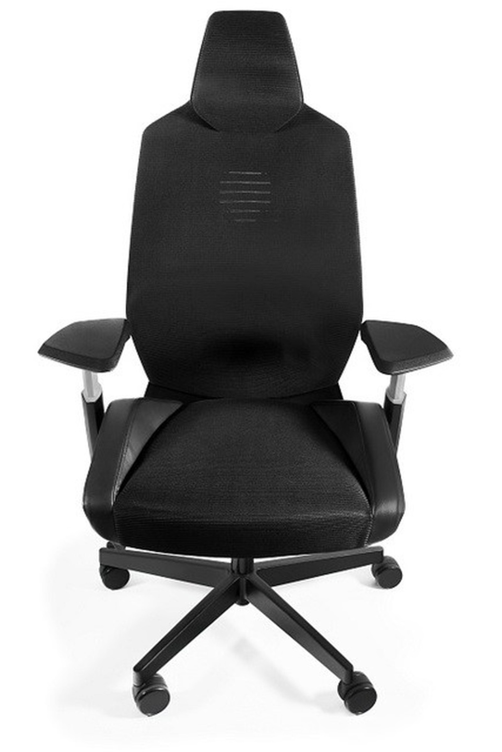 Czarny fotel biurowy z wysokim oparciem i zagłówkiem.