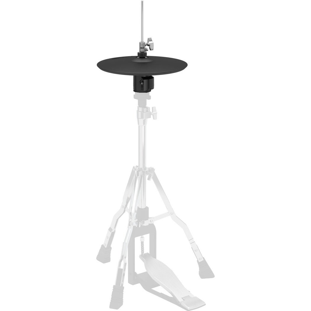Een zwarte hi-hat bekkens is gemonteerd op een zilveren drumstatief met pedaal.