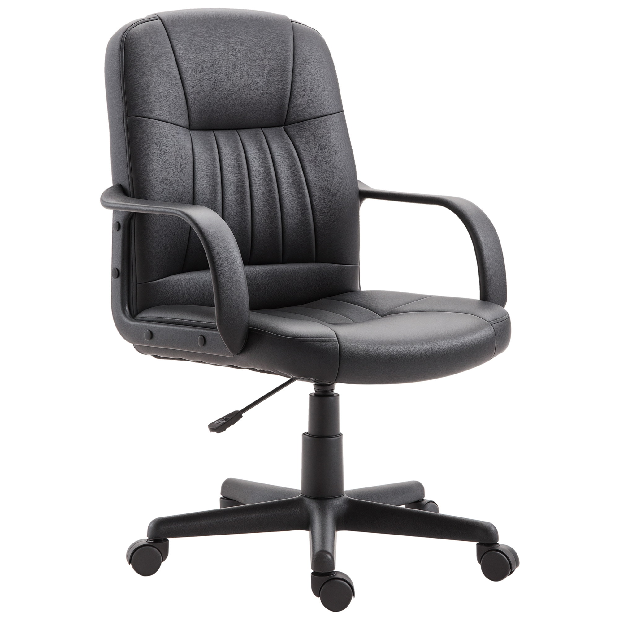Una sedia da ufficio nera con ruote e braccioli, su sfondo bianco.