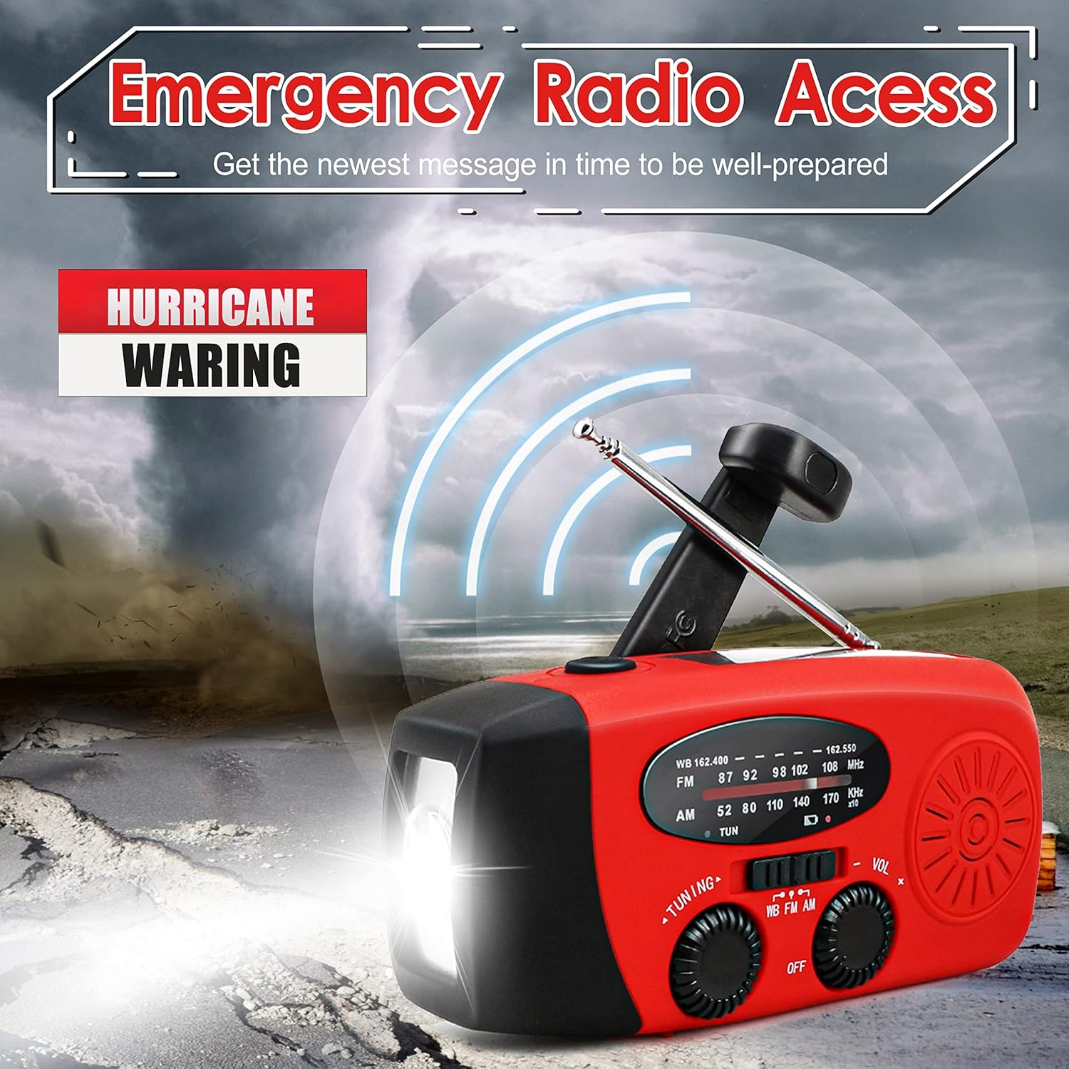 Ein rotes Notfallradio mit Kurbel und Lampe vor stürmischem Himmel.