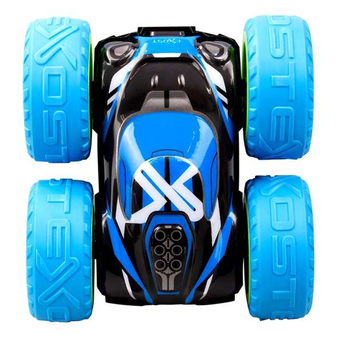 Un coche teledirigido azul y negro con grandes ruedas azules.