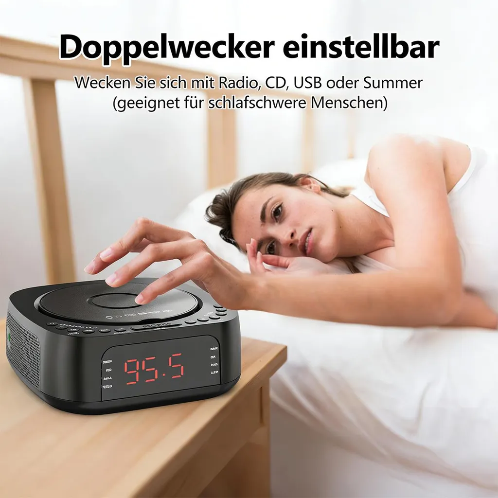 Eine Frau liegt im Bett neben einem einstellbaren Doppelwecker mit CD-Player und rotem Display.