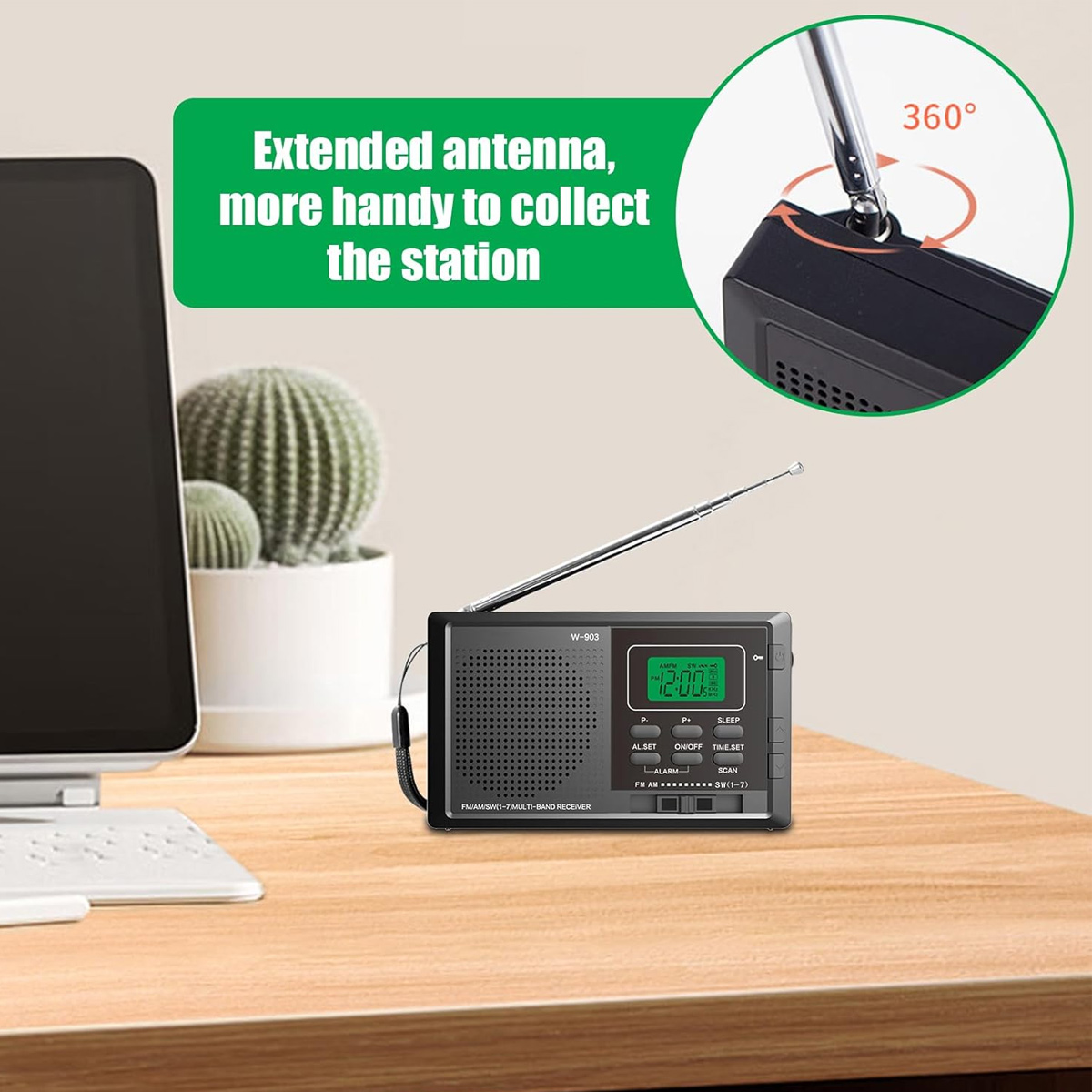 Ein schwarzer Radioempfänger mit ausfahrbarer Antenne steht auf einem Holztisch.