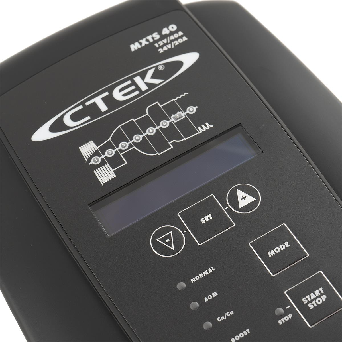 Schwarzes CTEK MXTS 40 Batterieladegerät mit Knöpfen und Display. Zeigt ein Diagramm.