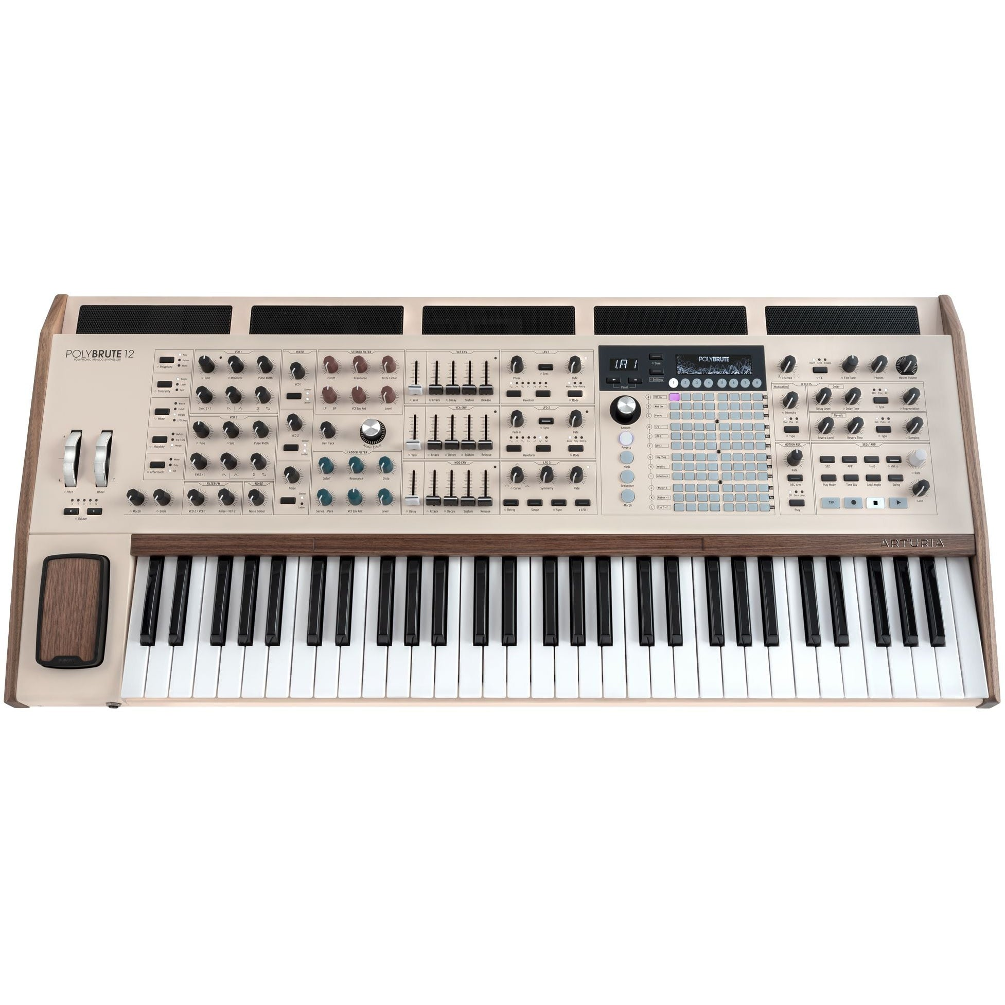 Een crèmekleurige synthesizer met houten zijkanten en toetsenbord.