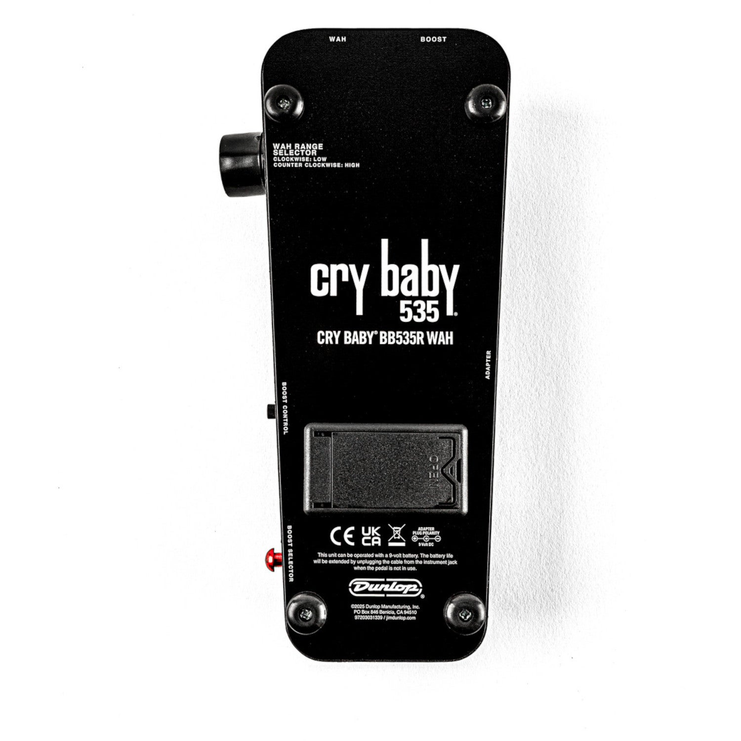Achterkant van een zwart Cry Baby 535 Wah-pedaal met labels en aansluitingen.