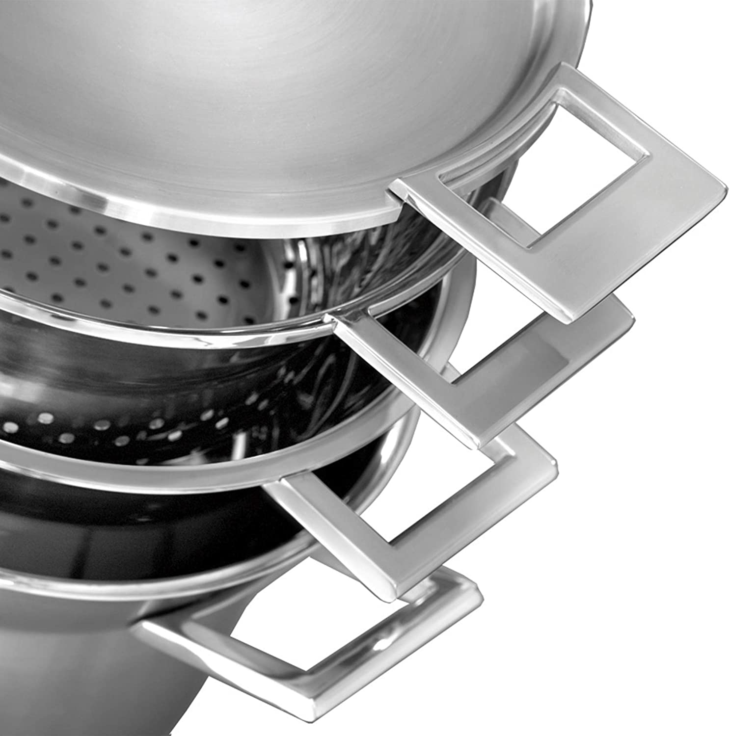 Wielowarstwowy garnek ze stali nierdzewnej z kwadratowymi uchwytami, zbliżenie.