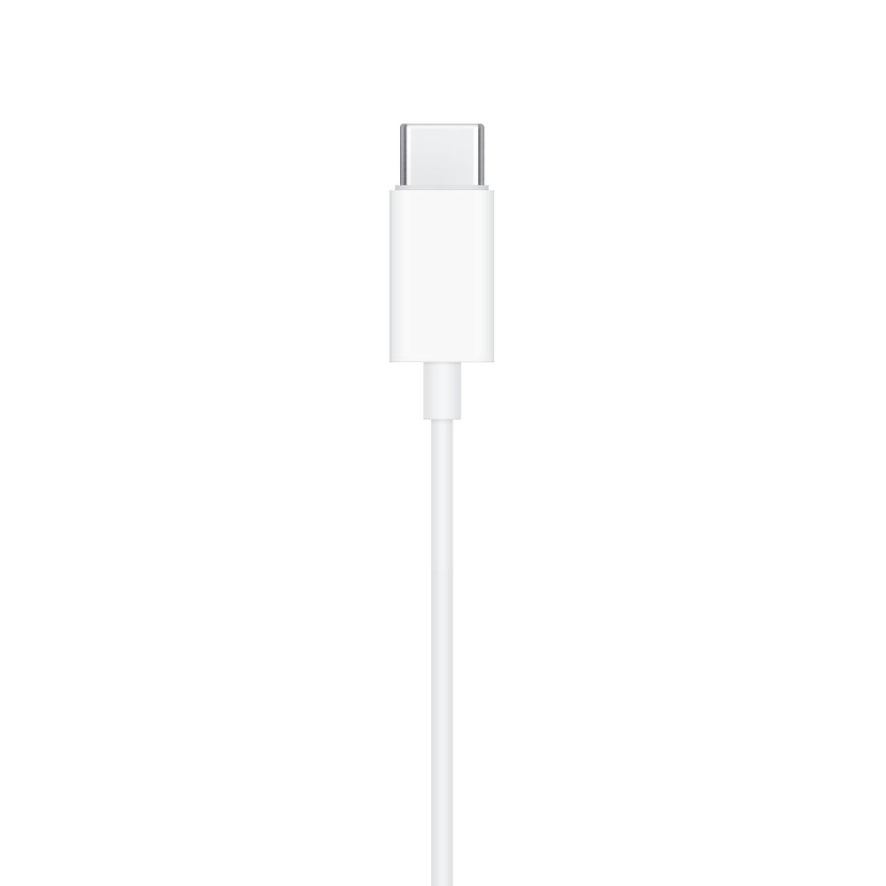 Ein weißes USB-C-Kabel mit weißem Stecker auf weißem Hintergrund.